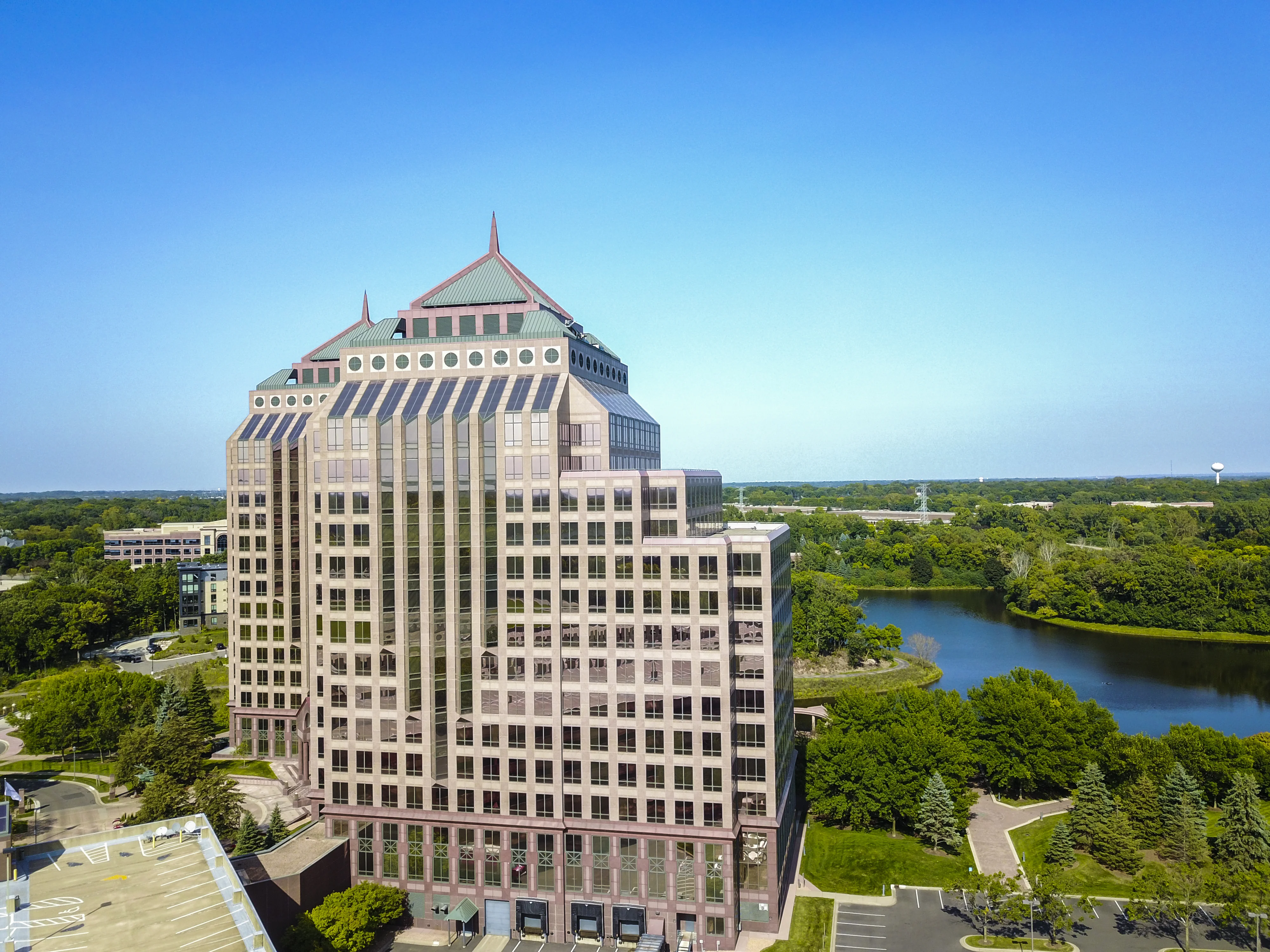 701 Tower at Carlson Center — Lease in Minnetonka, MN, photo 3 of 8