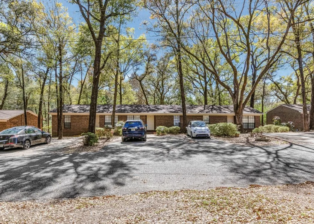 Bennett Apartments - multifamily in Pensacola, FL