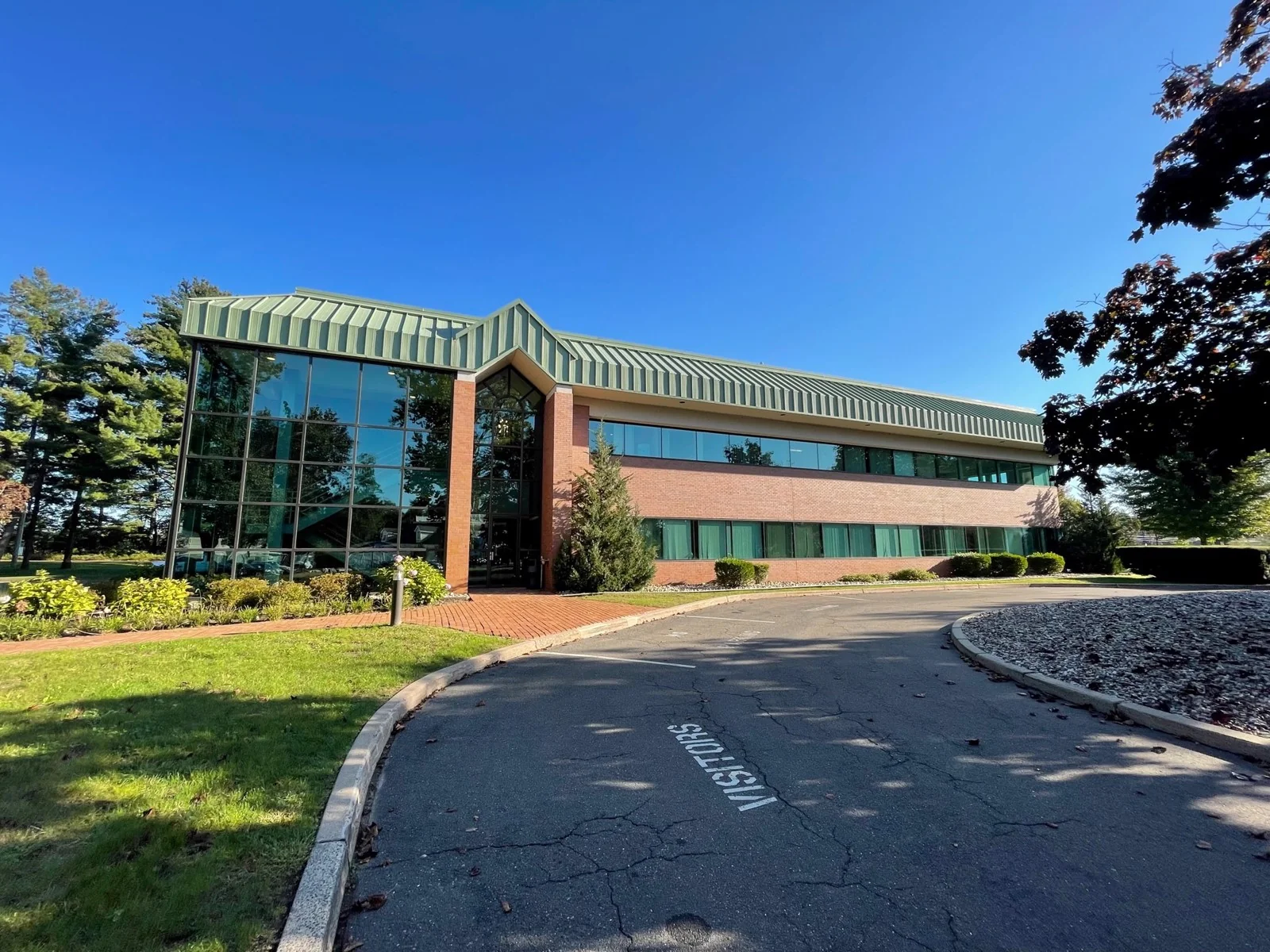 Greenbriar Office Park — Lease in Farmington, CT, photo 2 of 8