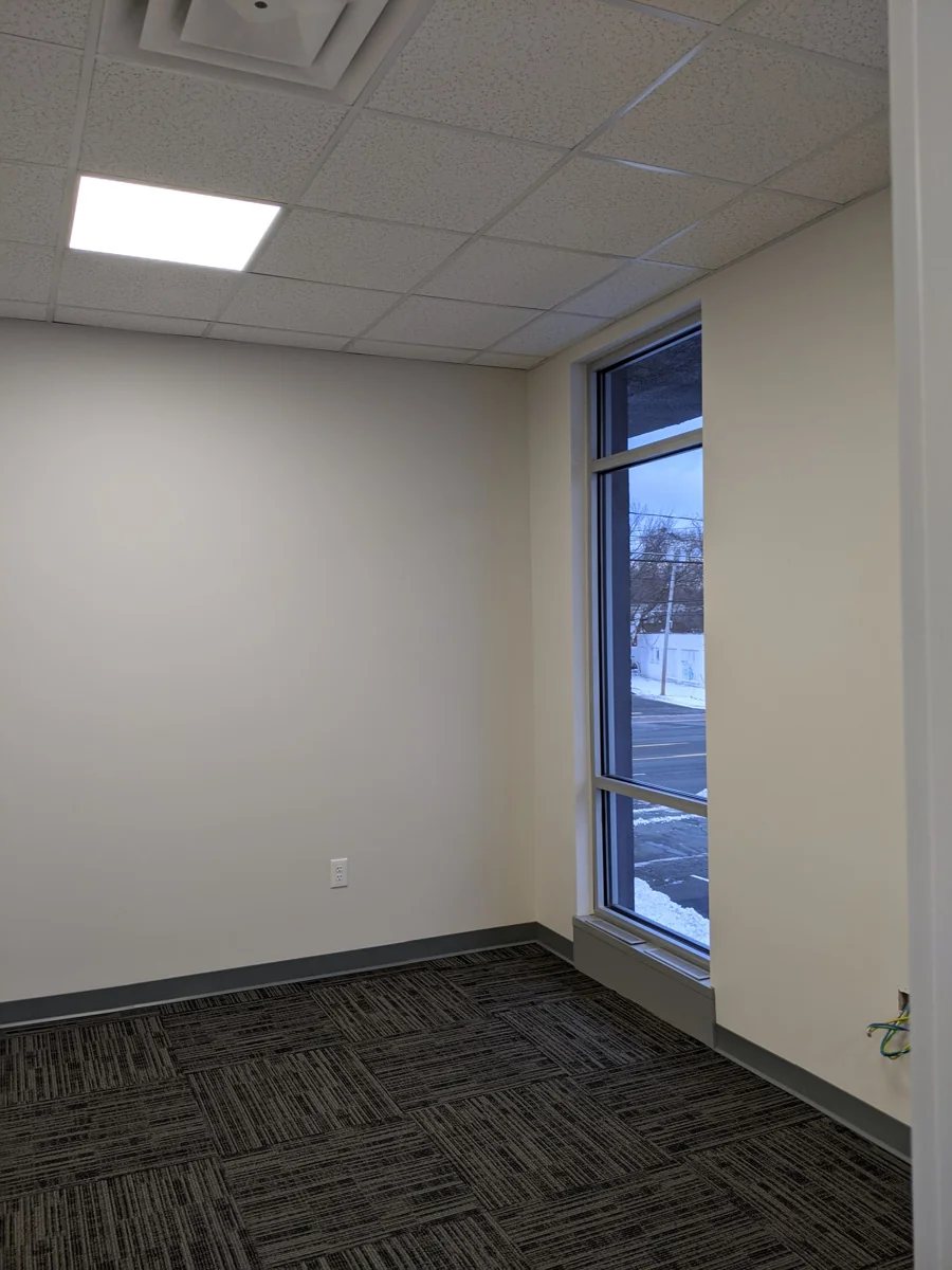 Office in Albany, NY — Sale in Albany, NY, photo 5 of 8