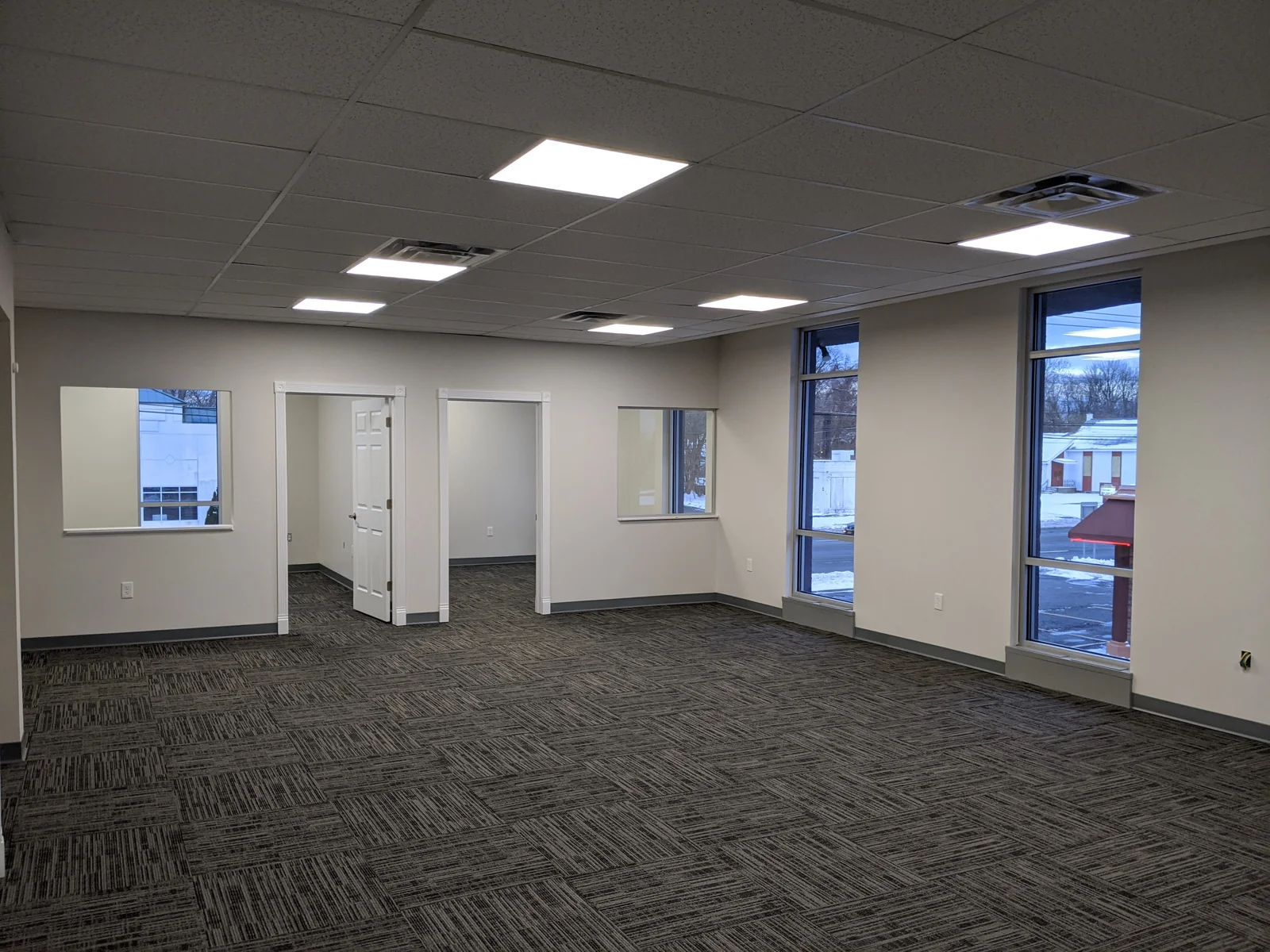 Office in Albany, NY — Sale in Albany, NY, photo 7 of 8