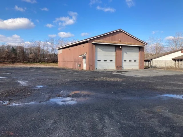 Industrial in Schenectady, NY — Lease in Schenectady, NY, photo 1 of 5