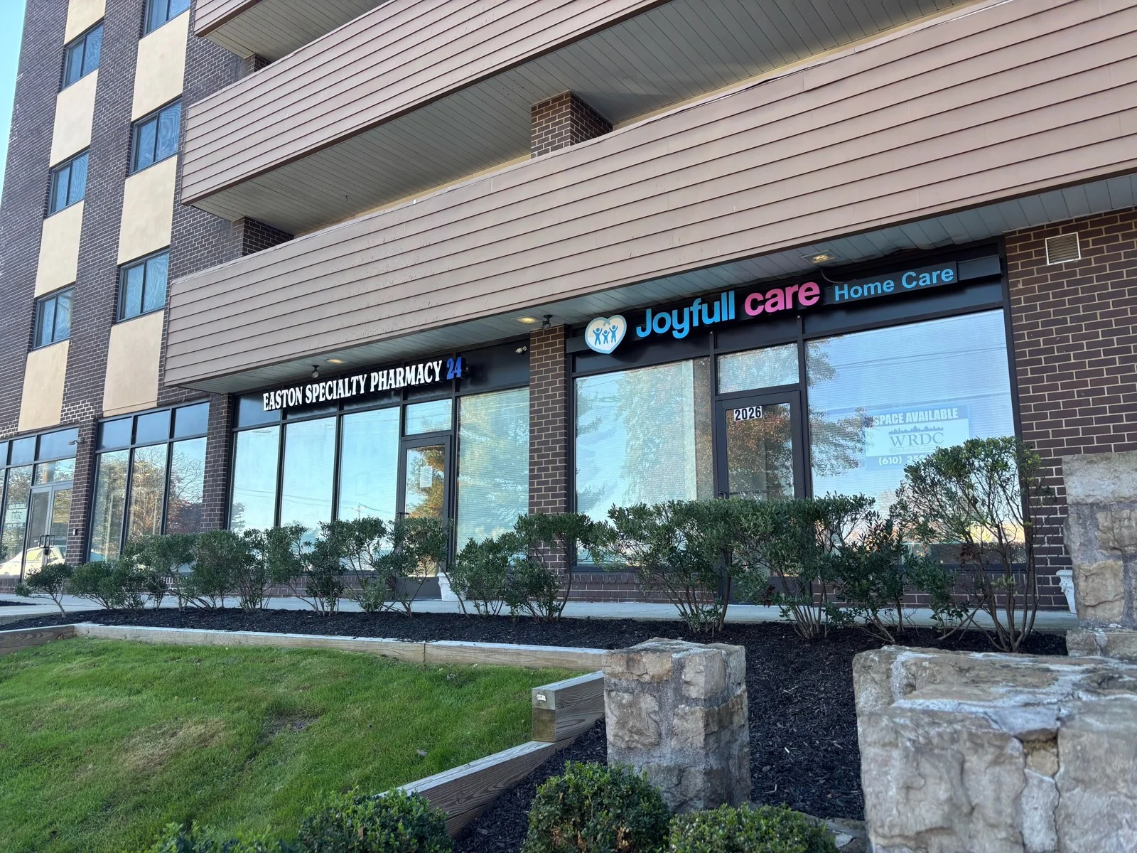 Lafayette Towers | Three Retail Spaces for Lease | 1,315 - 1,901 SF - other in Easton, PA