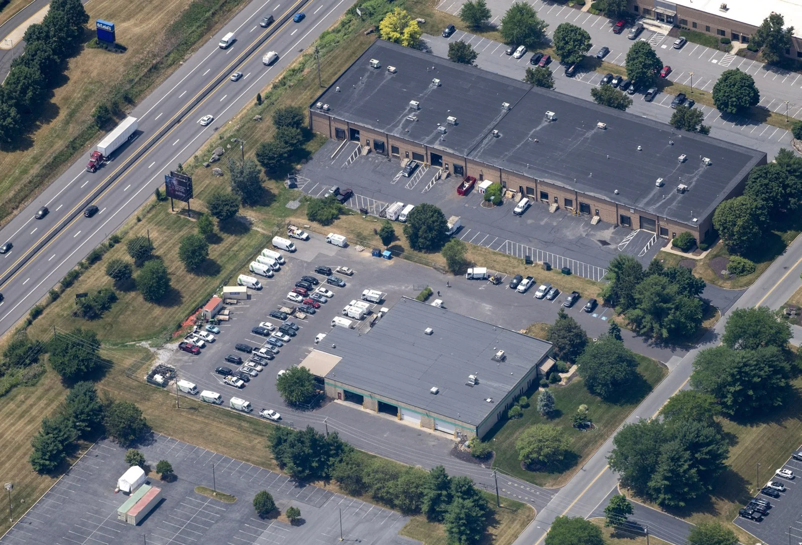 FlexIndustrial in Allentown, PA — Lease in Allentown, PA, photo 2 of 2