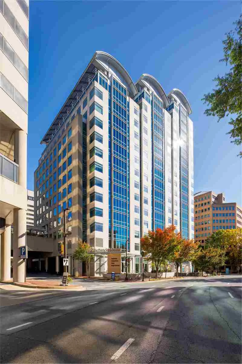 2 Bethesda Metro Center — Lease in Bethesda, MD, photo 1 of 8