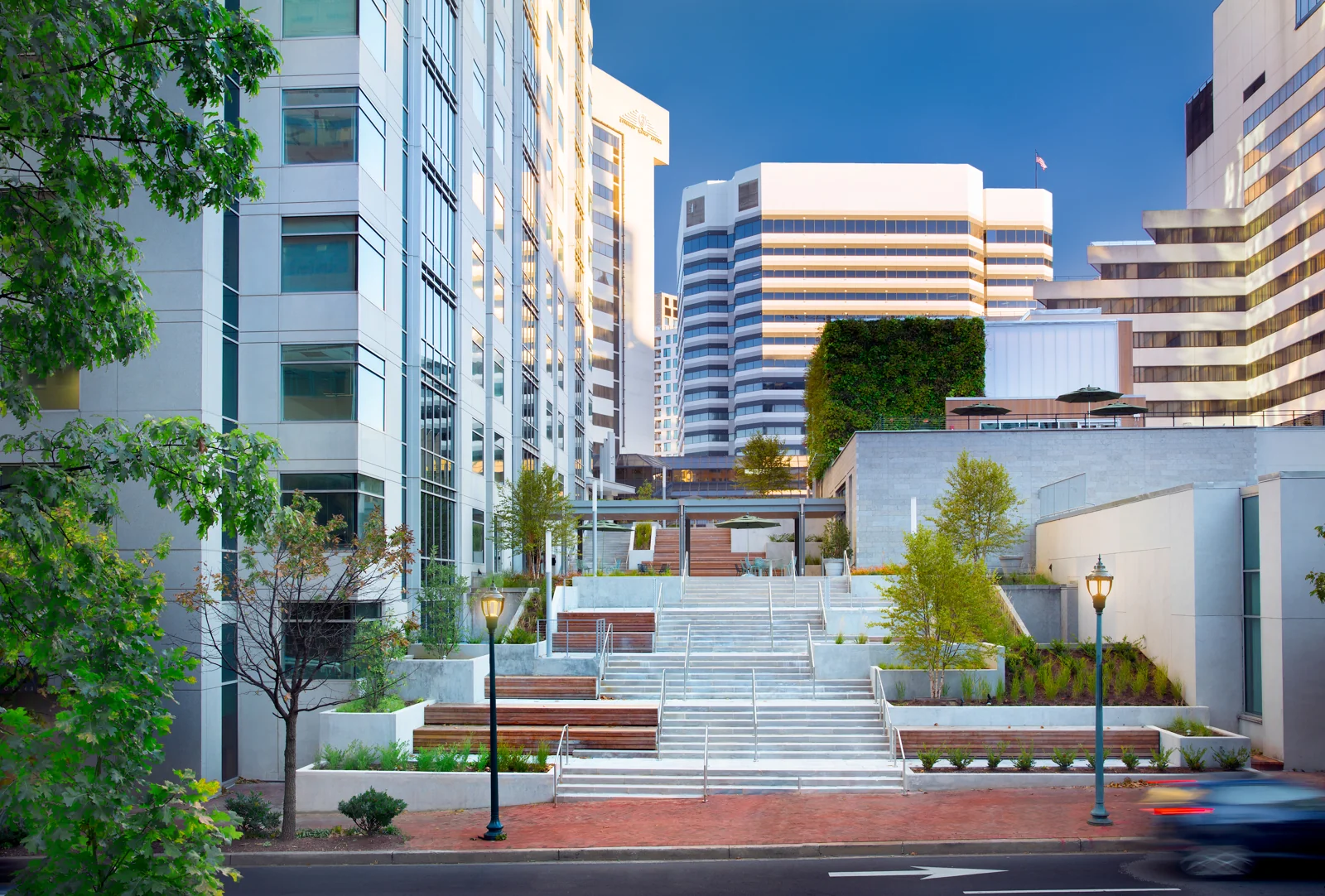 2 Bethesda Metro Center — Lease in Bethesda, MD, photo 2 of 8