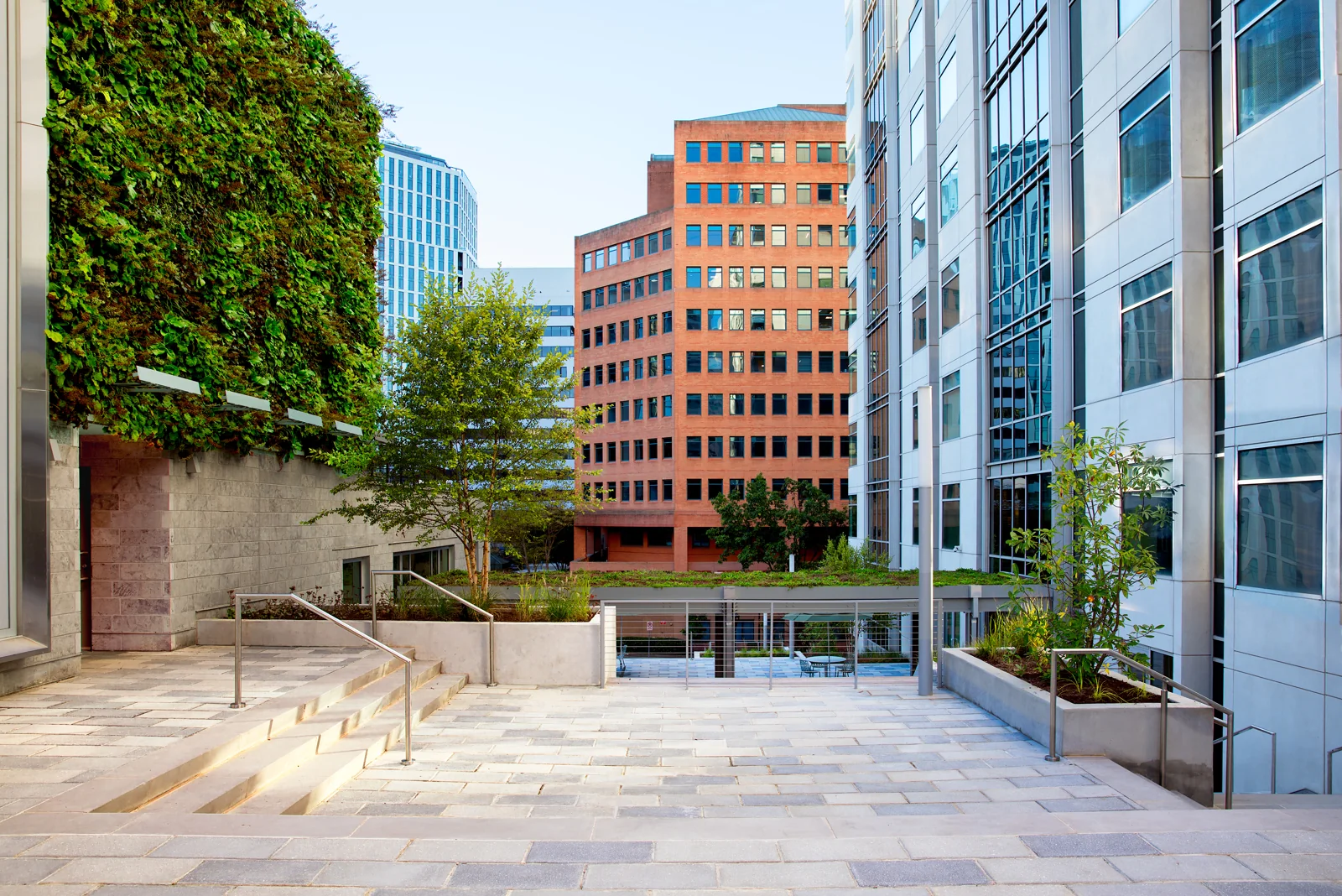 2 Bethesda Metro Center — Lease in Bethesda, MD, photo 3 of 8
