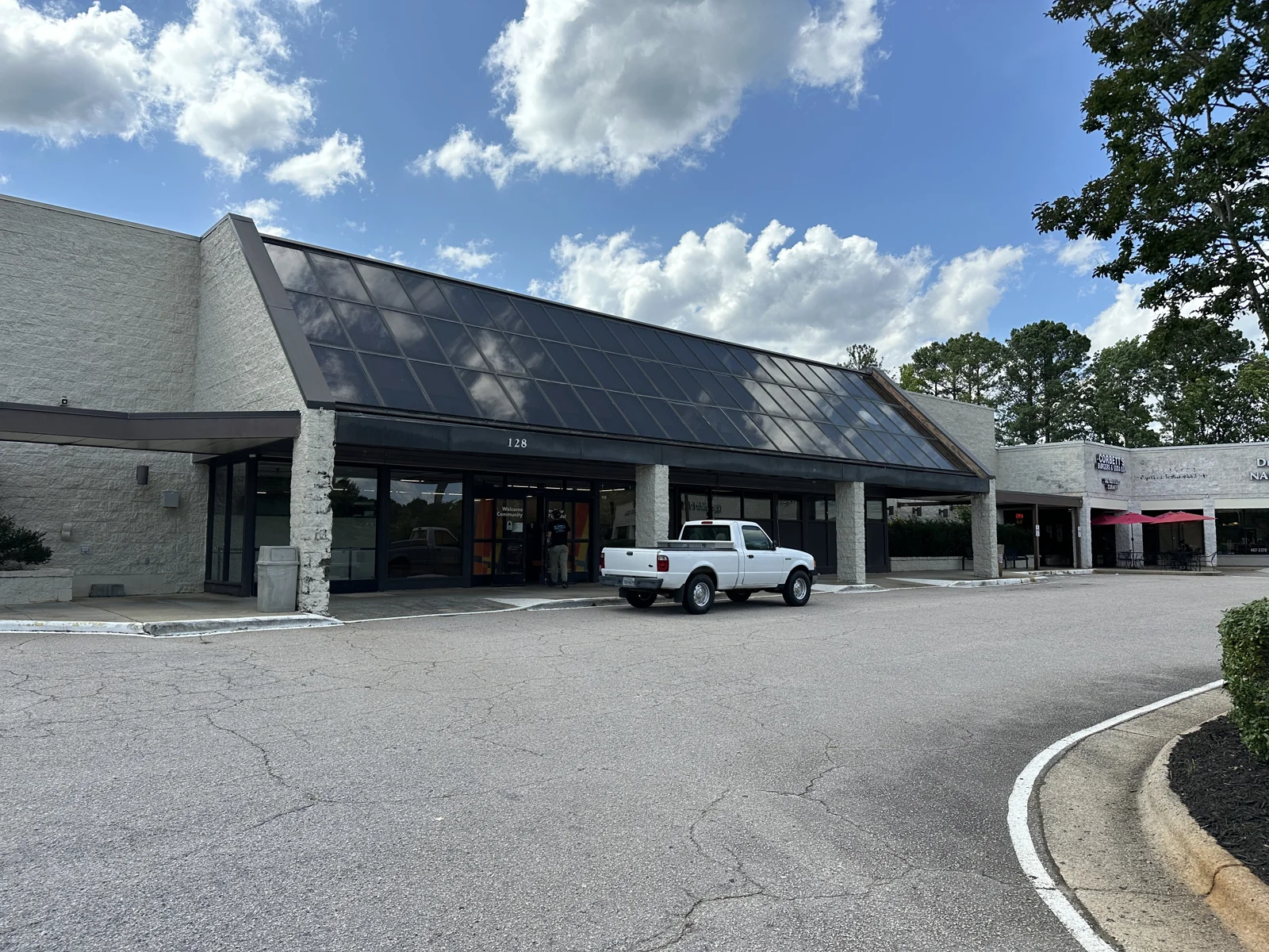 128 Kilmayne Dr — Lease in Cary, NC, photo 1 of 2