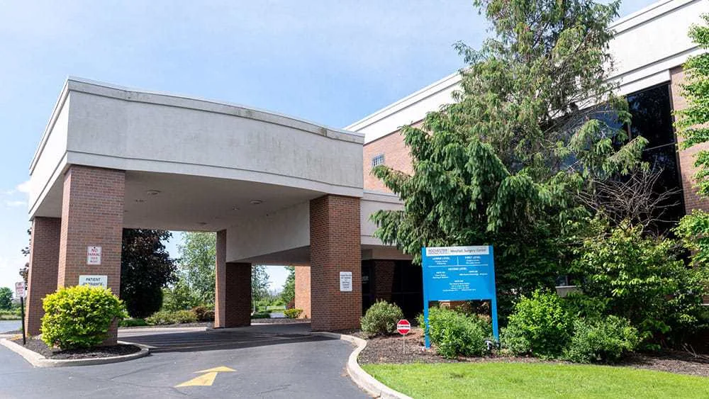 Westfall Surgery Center — Lease in Rochester, NY, photo 1 of 8