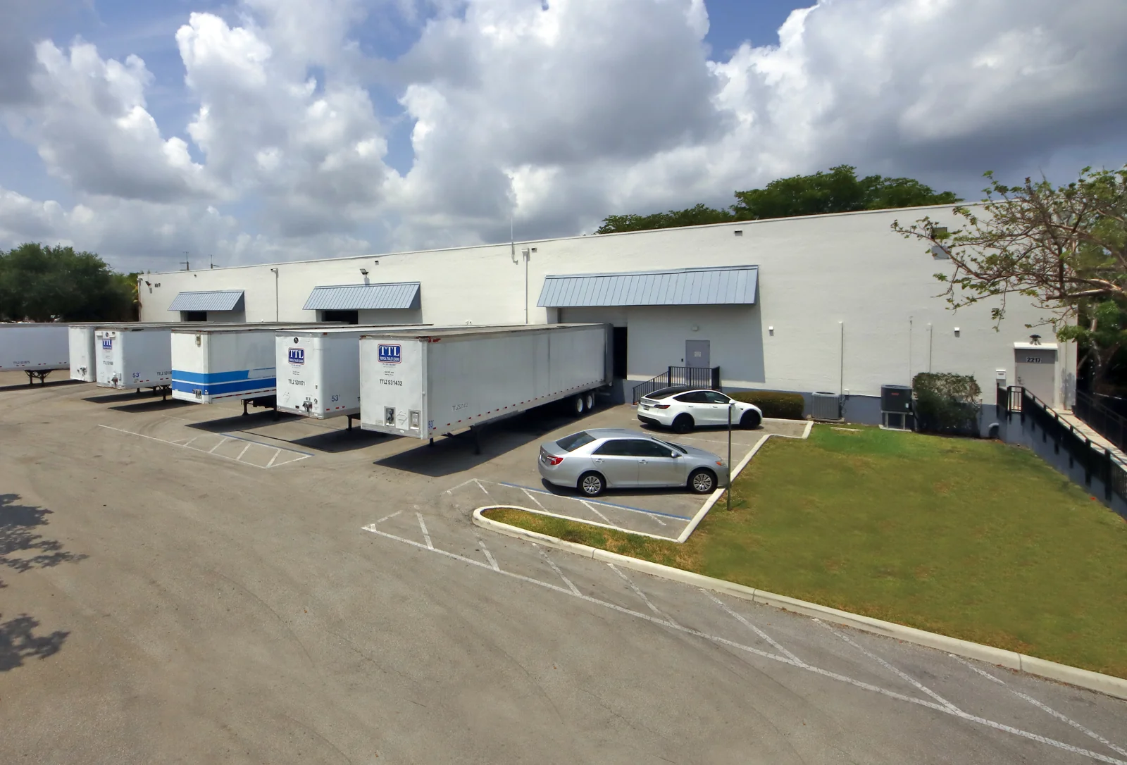 Lakeview Center — Lease in Fort Lauderdale, FL, photo 7 of 8