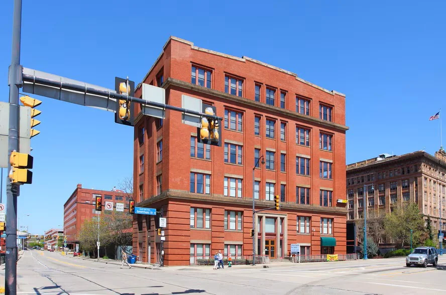 101 W Station Square Dr - Gatehouse at Station Square — Lease in Pittsburgh, PA, photo 2 of 2