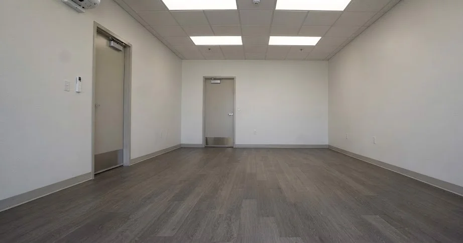 South Seminole Industrial — Lease in Longwood, FL, photo 4 of 8