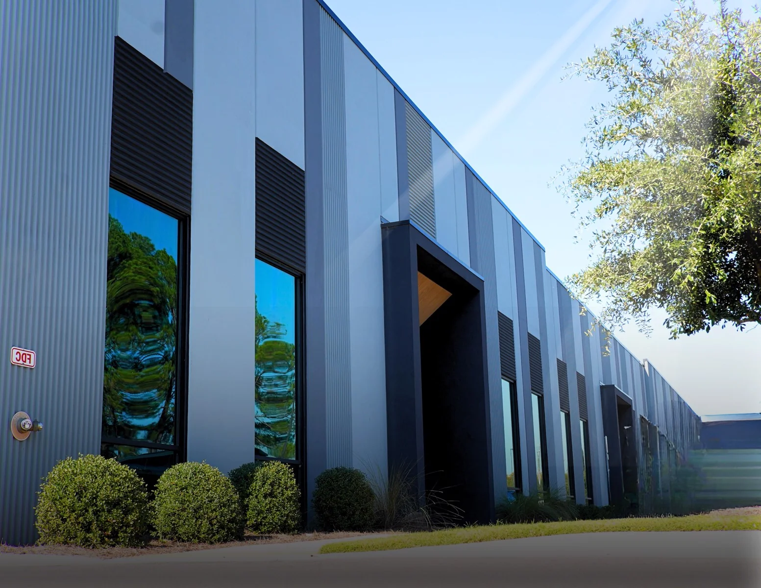 FlexIndustrial in Charlotte, NC — Lease in Charlotte, NC, photo 1 of 2