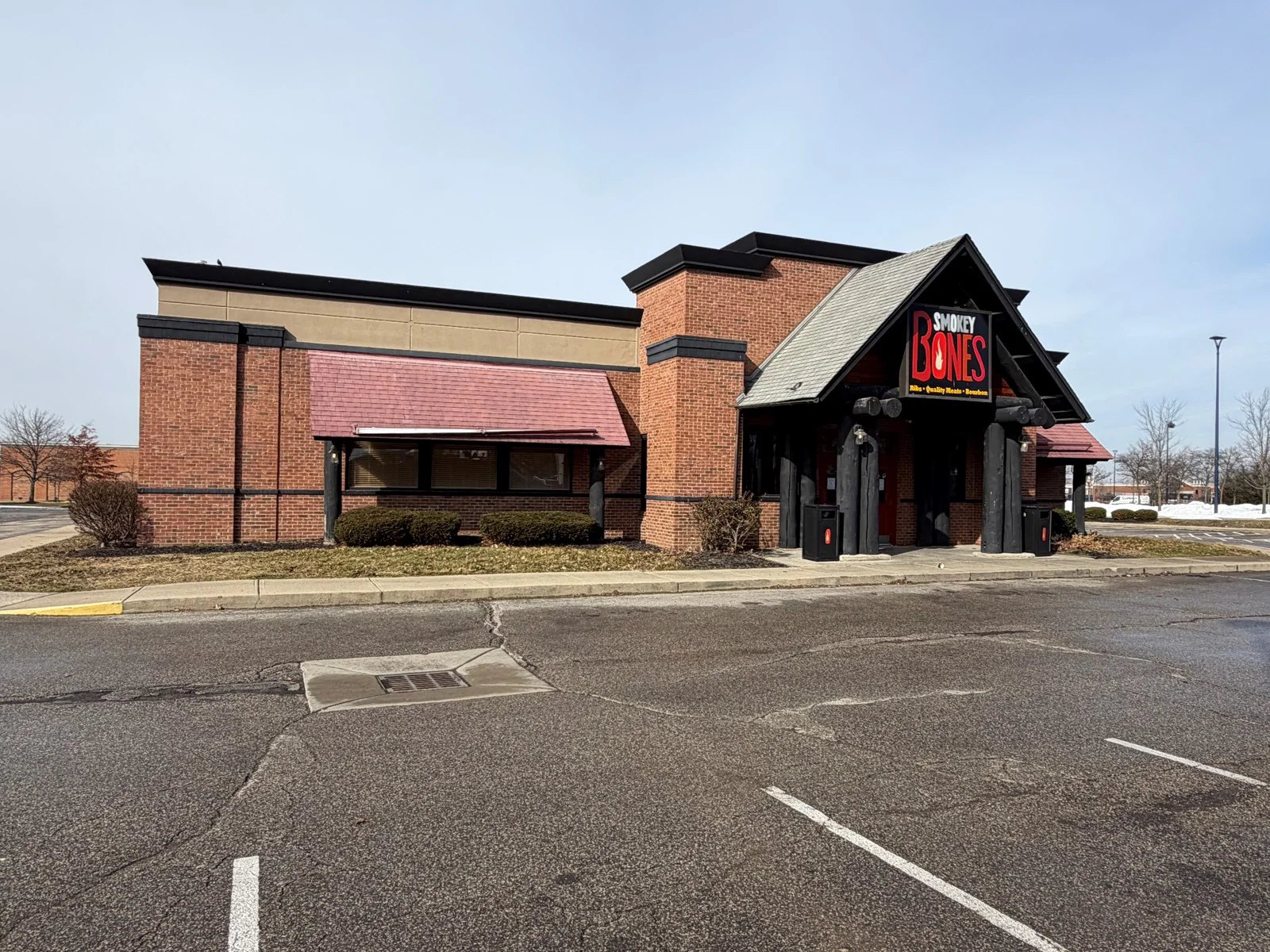Former Restaurant in Columbus — Sale in Columbus, OH, photo 2 of 8
