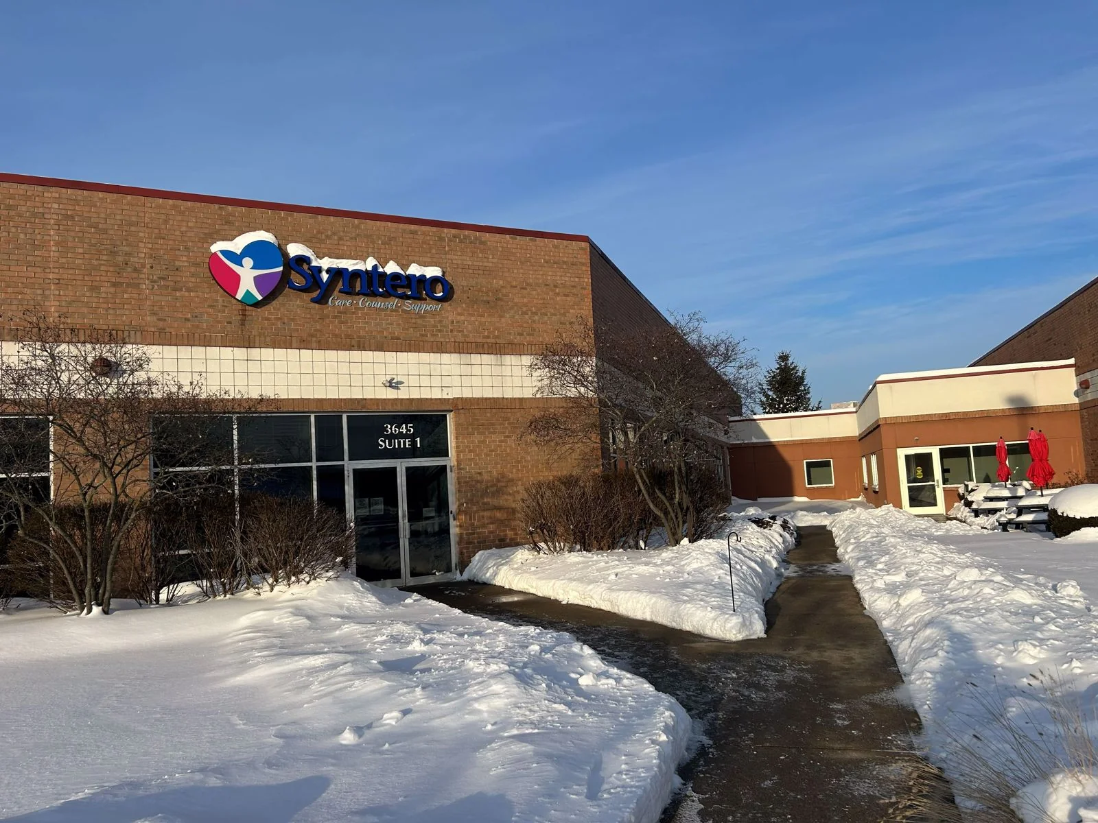 3639-3645 Ridge Mill Dr. — Lease in Hilliard, OH, photo 1 of 5