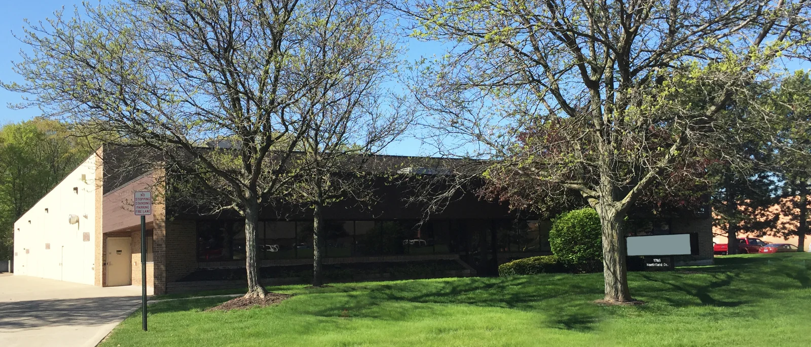 Industrial in Rochester Hills, MI — Lease in Rochester Hills, MI, photo 1 of 2