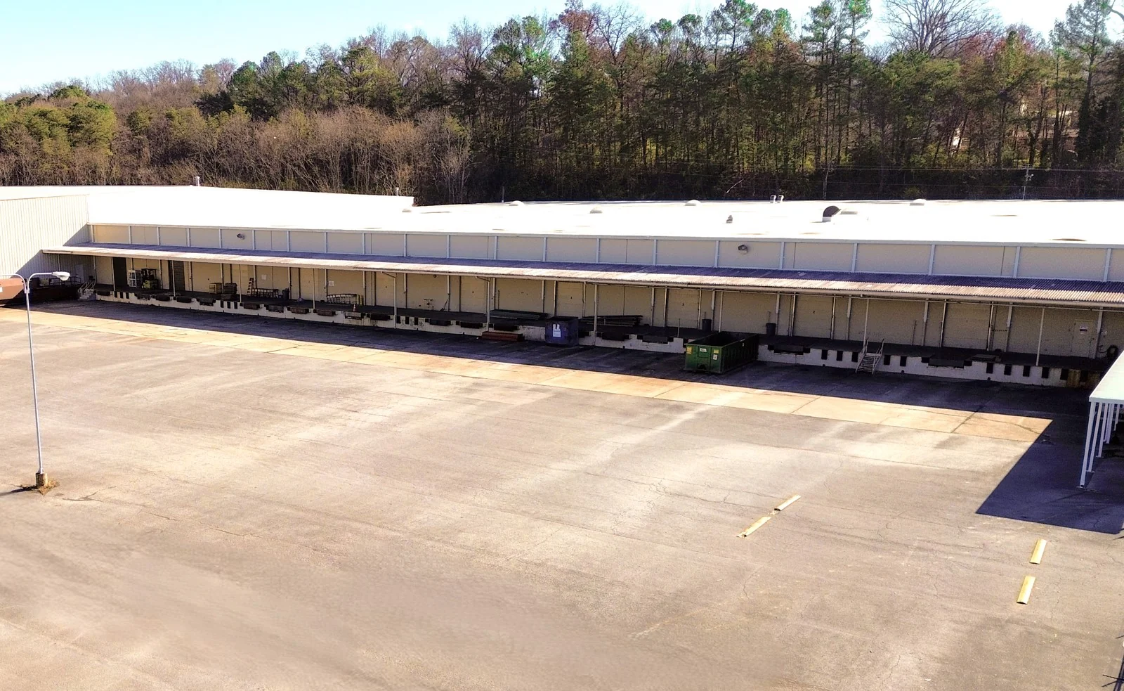 Industrial in Knoxville, TN — Lease in Knoxville, TN, photo 2 of 8