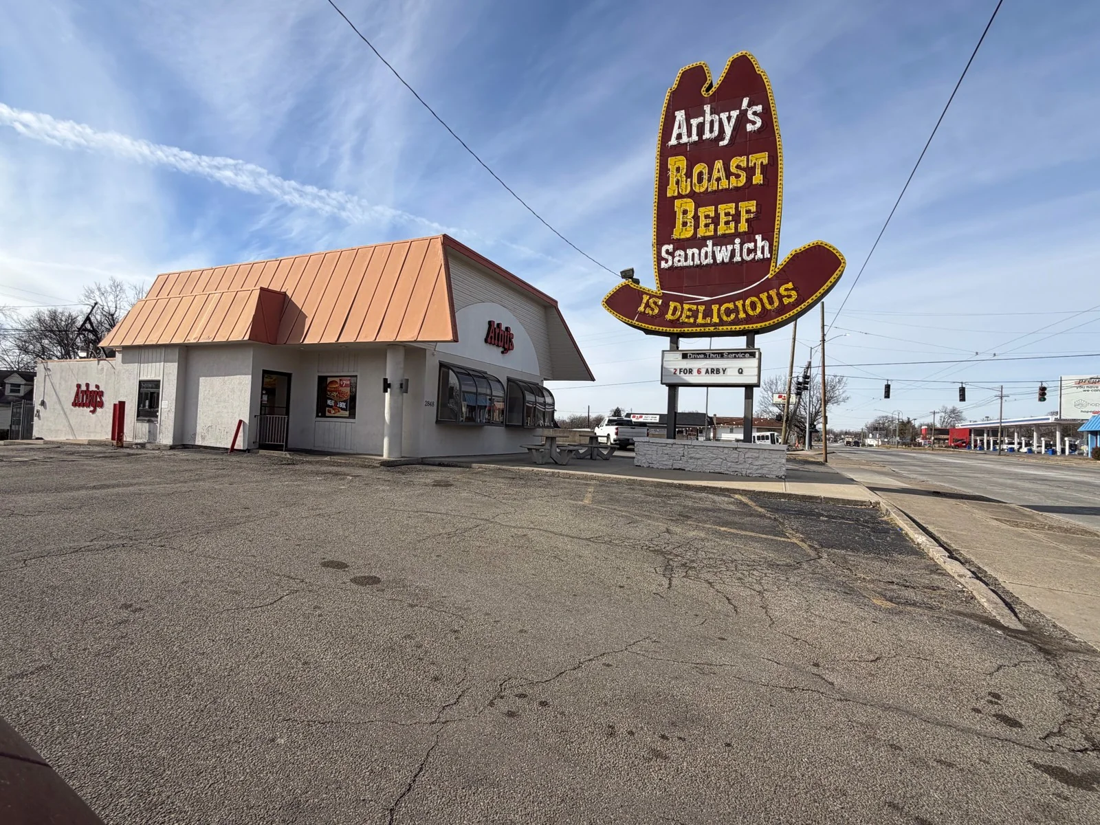 Former Arby's on Salem Ave in Dayton, OH — Lease in Dayton, OH, photo 1 of 1