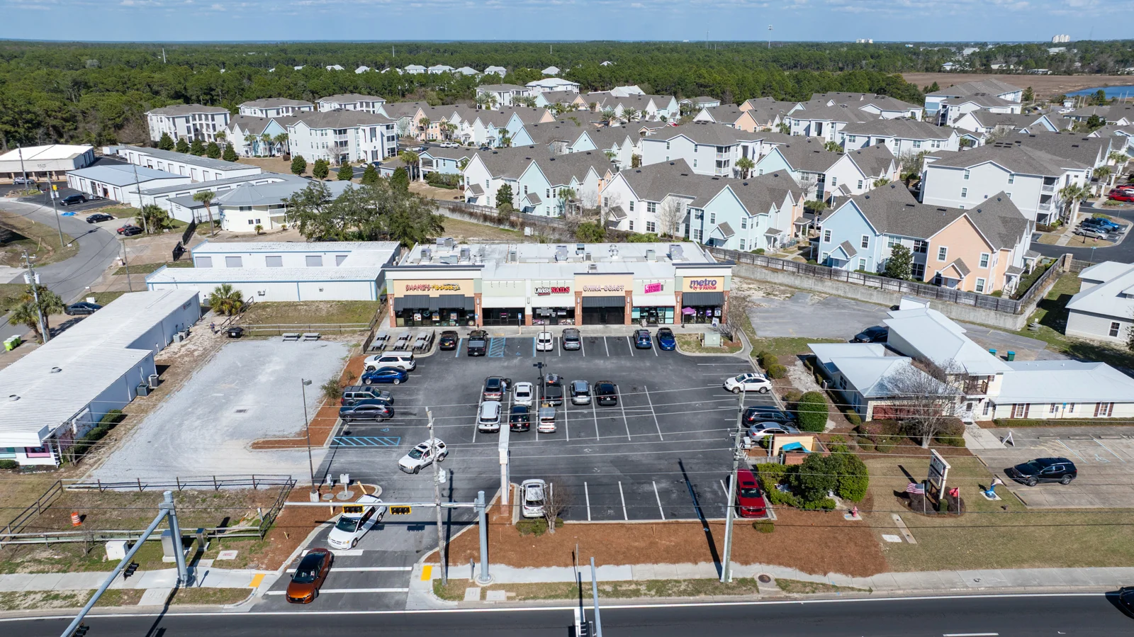Retail in Panama City Beach, FL — Lease in Panama City Beach, FL, photo 2 of 6