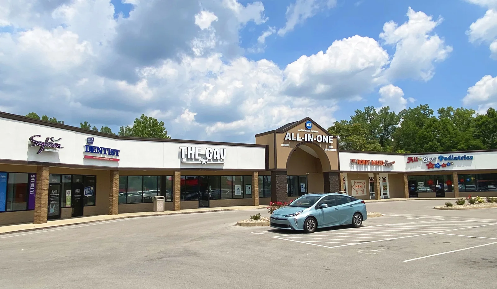 Harley Center — Lease in Louisville, KY, photo 3 of 3