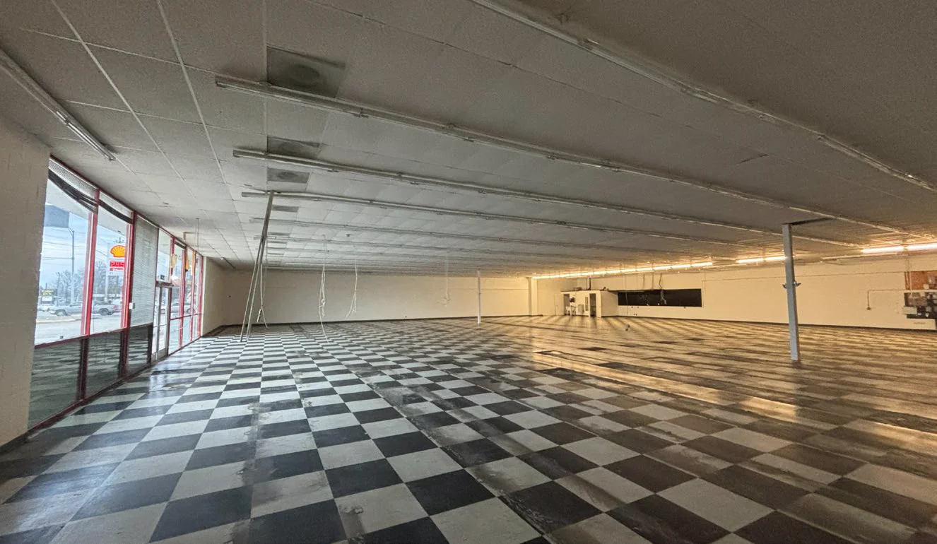 Retail in Gadsden, AL — Sale in Gadsden, AL, photo 3 of 4