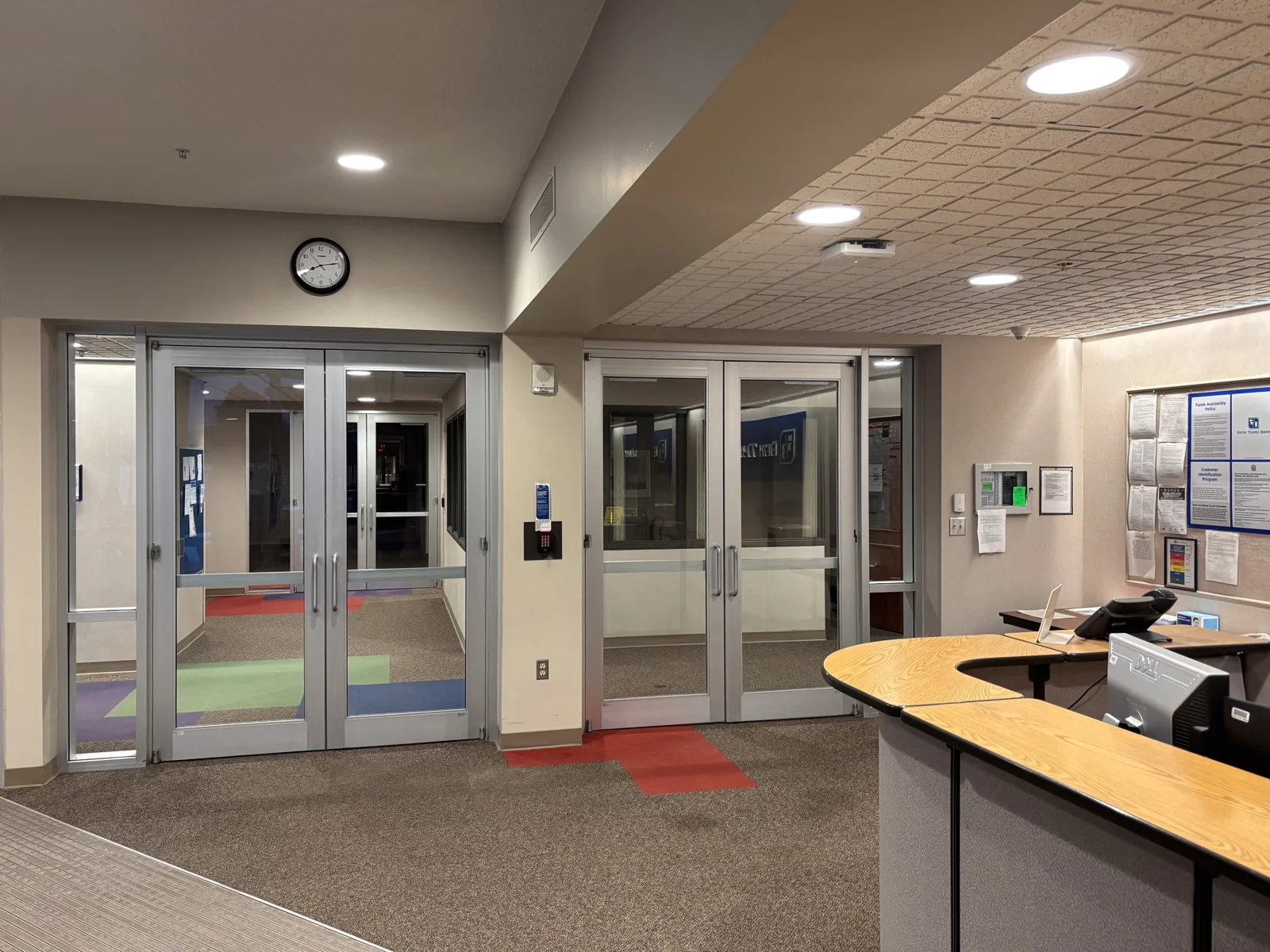 Office in Grand Rapids, MI — Sale in Grand Rapids, MI, photo 3 of 4