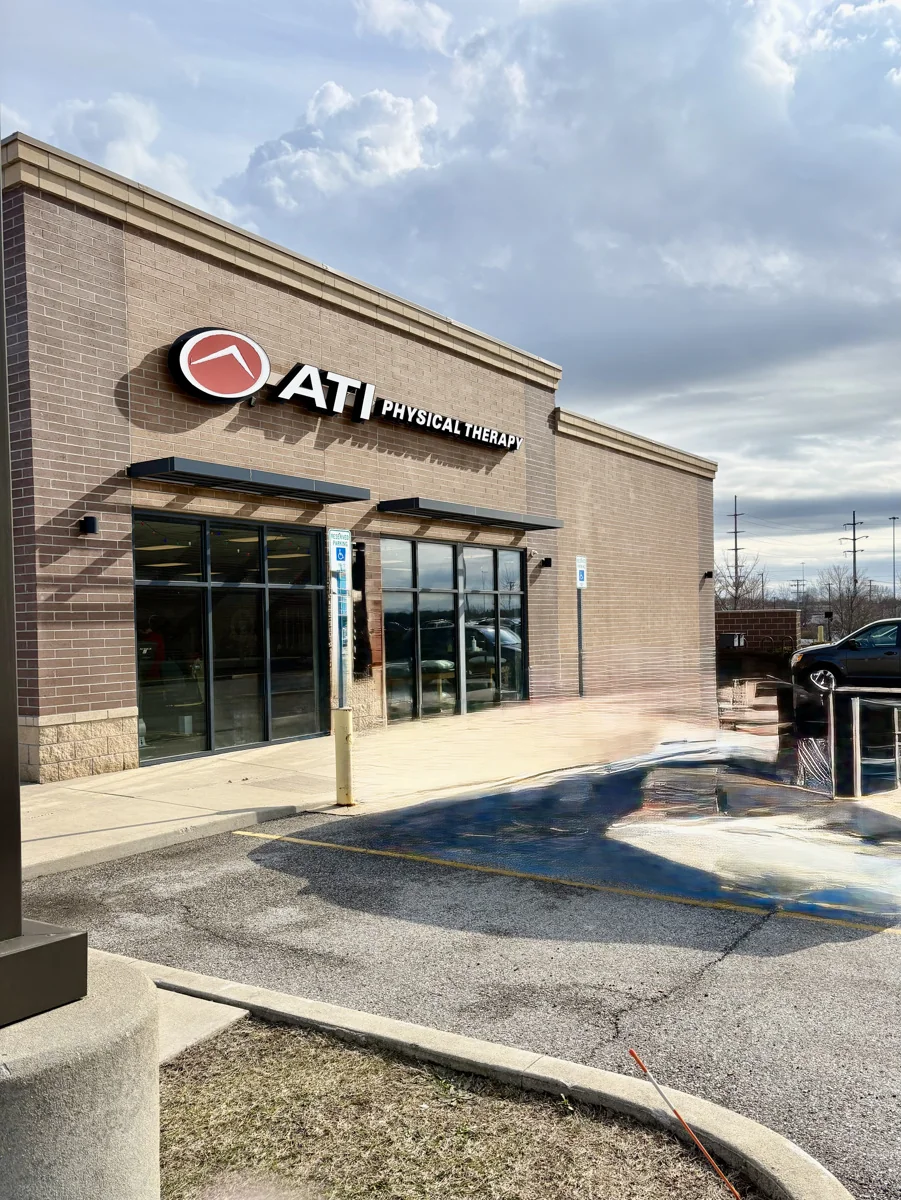 Retail in South Bend, IN — Lease in South Bend, IN, photo 3 of 8