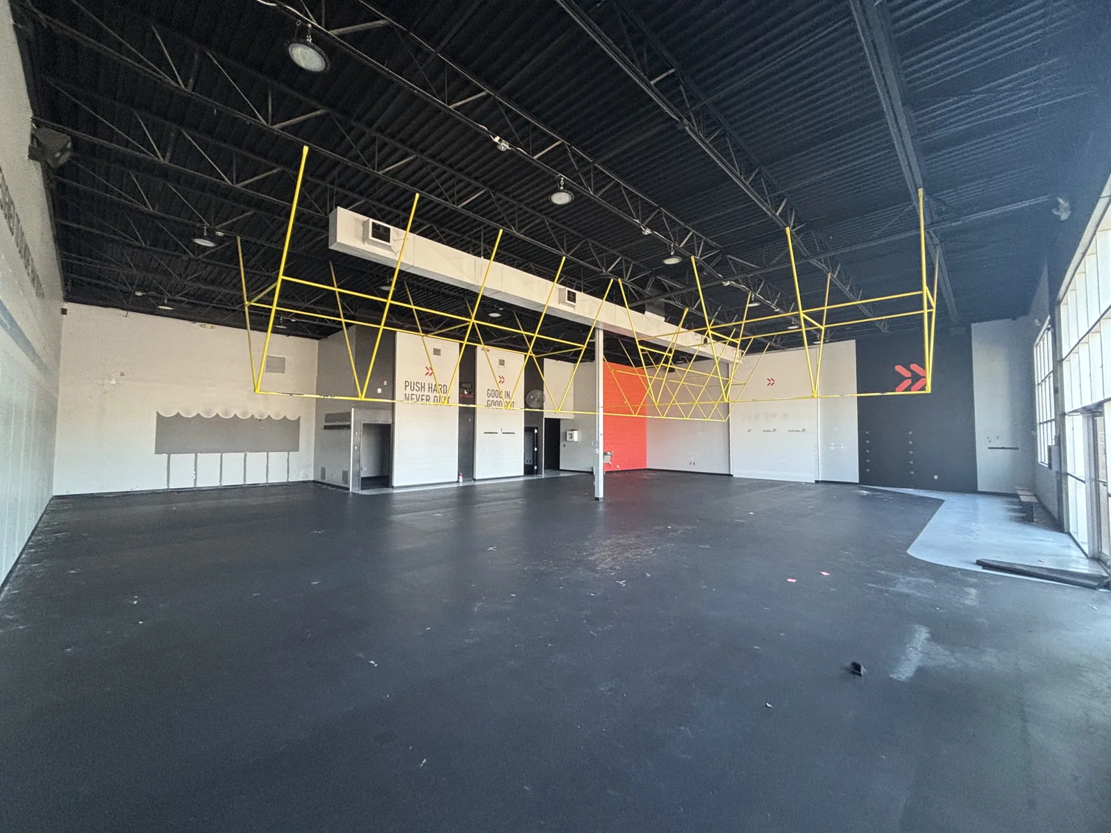 Retail in Hoover, AL — Sale in Hoover, AL, photo 3 of 3