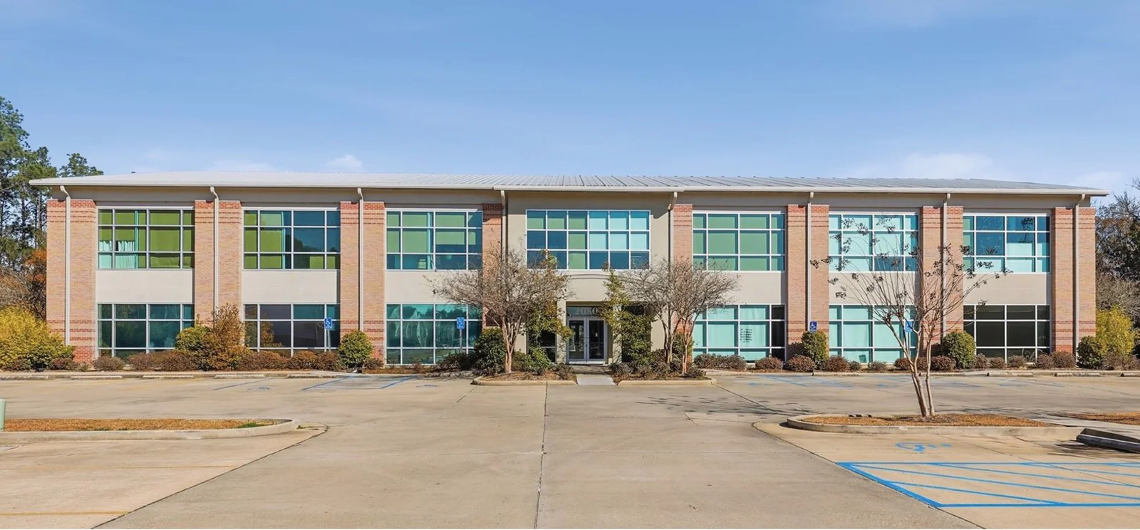 Office in Slidell, LA — Sale in Slidell, LA, photo 2 of 8