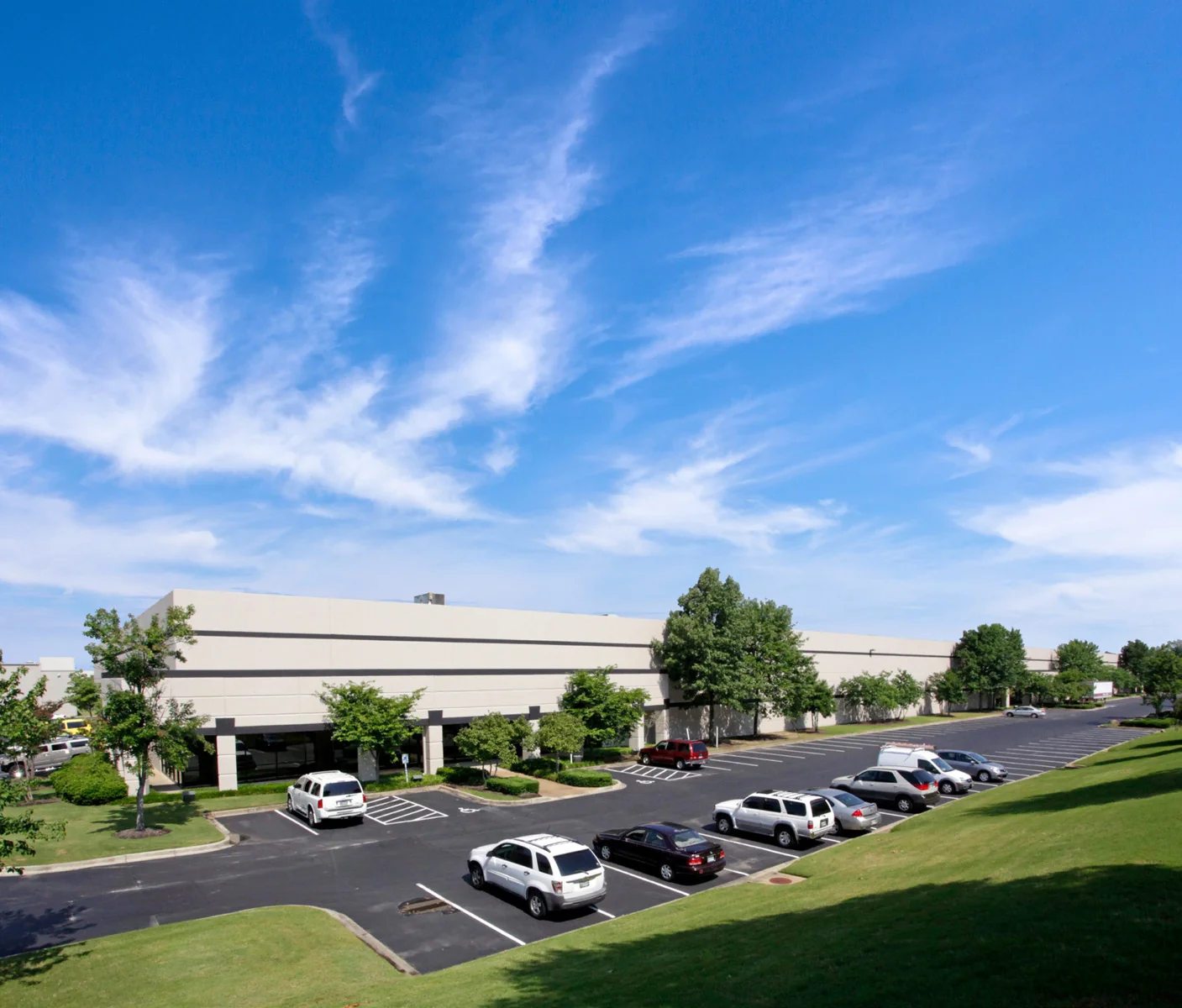 Memphis Distribution Center — Lease in Memphis, TN, photo 2 of 2