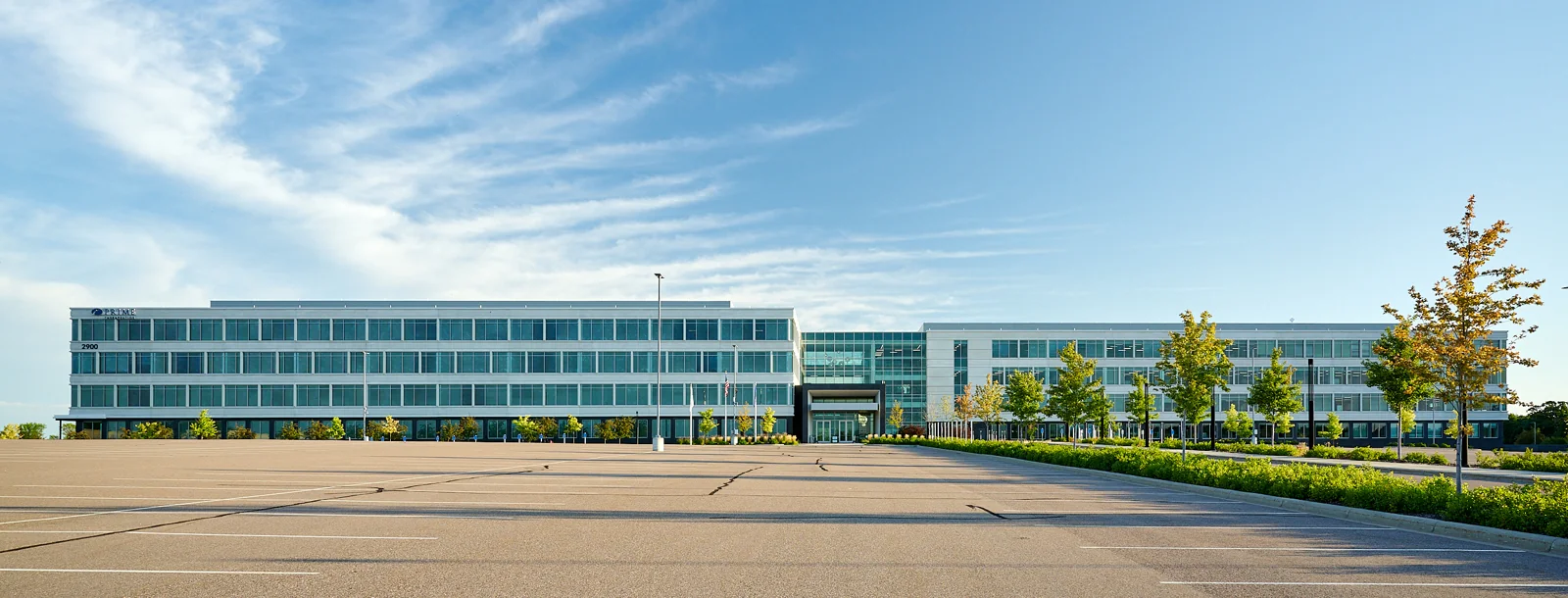 The Landing — Lease in Eagan, MN, photo 1 of 6
