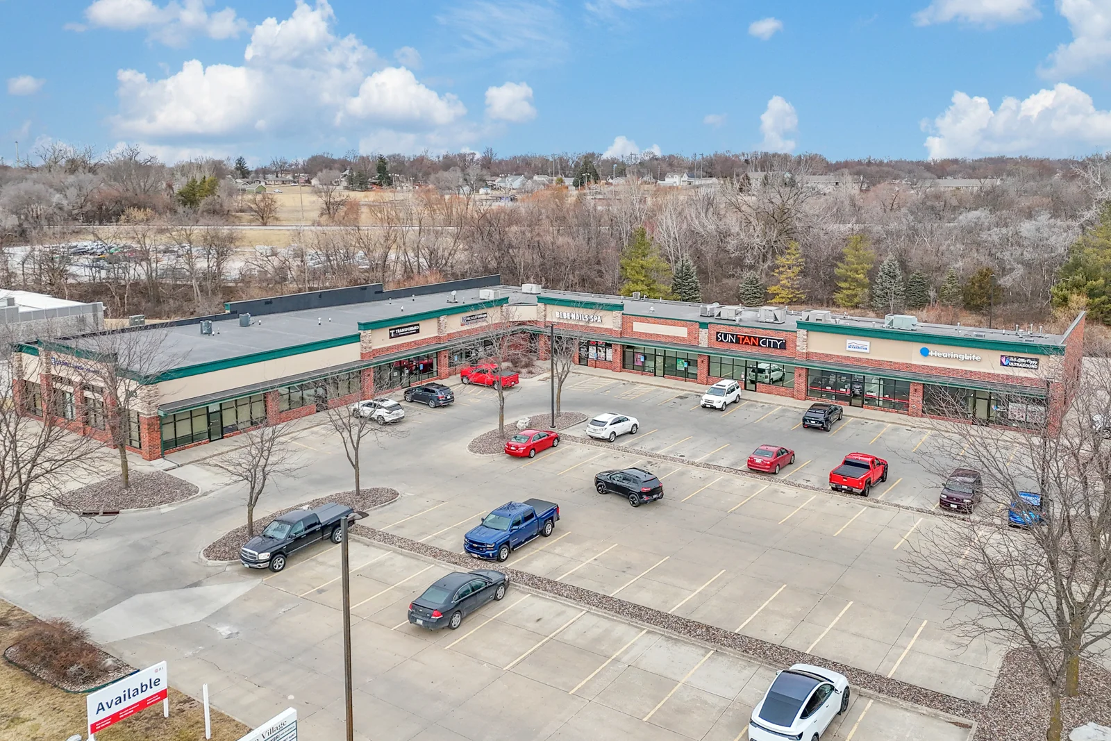 Foxton Village — Lease in Altoona, IA, photo 1 of 2