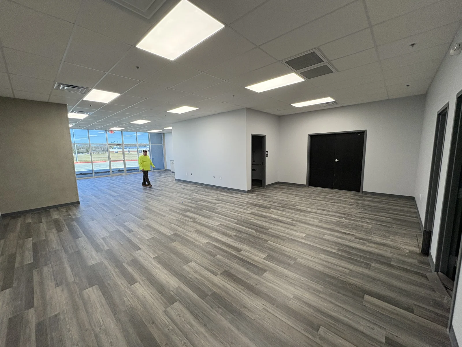 1515 E Robinson Ave — Lease in Springdale, AR, photo 6 of 8