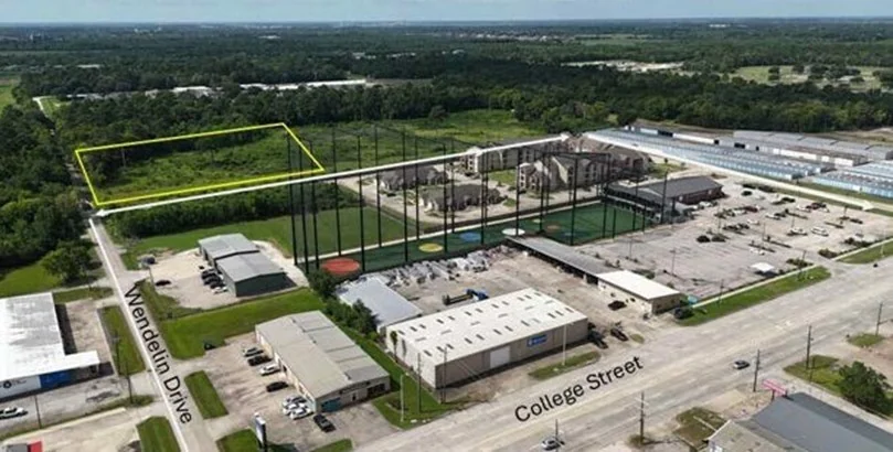 FlexPark at Wendelin Drive — Lease in Beaumont, TX, photo 2 of 8