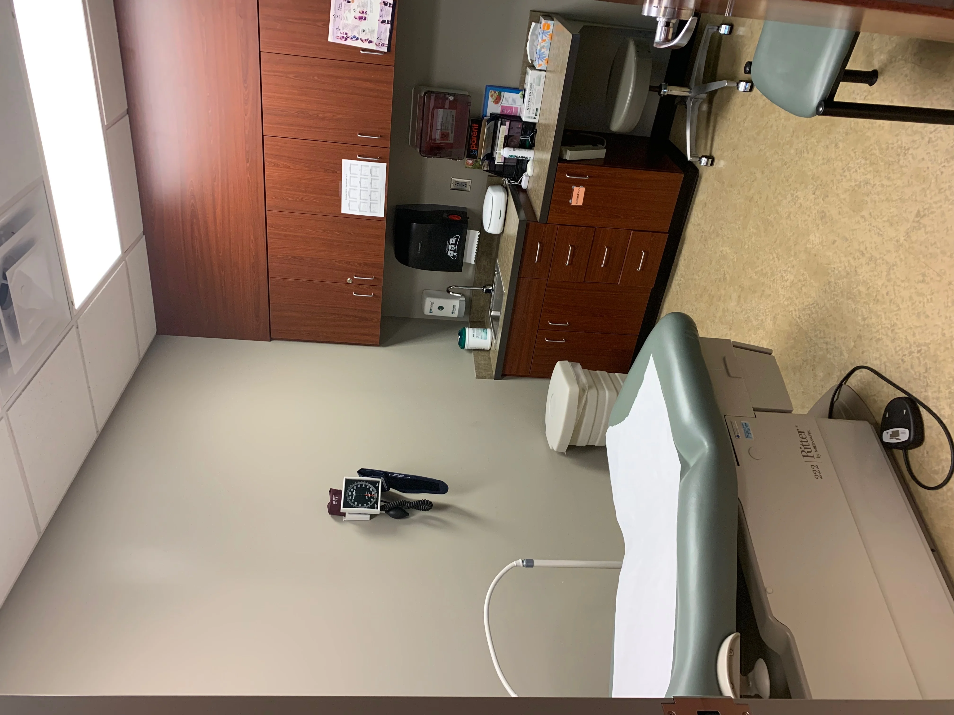 Mid America Surgery Institute — Lease in Overland Park, KS, photo 4 of 6