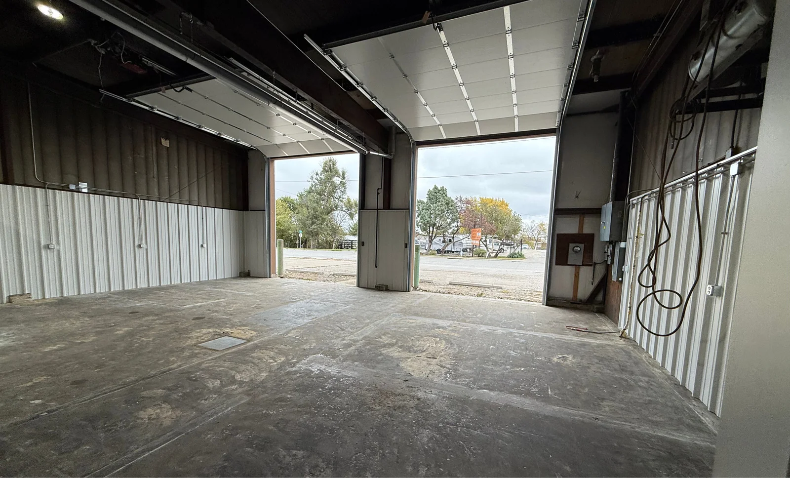 Flex Building - photo 4 - Carter Lake, IA