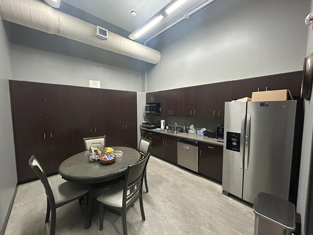Retail / Office Space in Historic Dundee District for… — Lease in Omaha, NE, photo 8 of 8