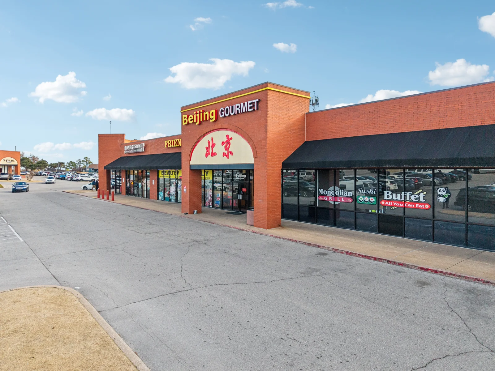 Manchester Square — Lease in Tulsa, OK, photo 4 of 8