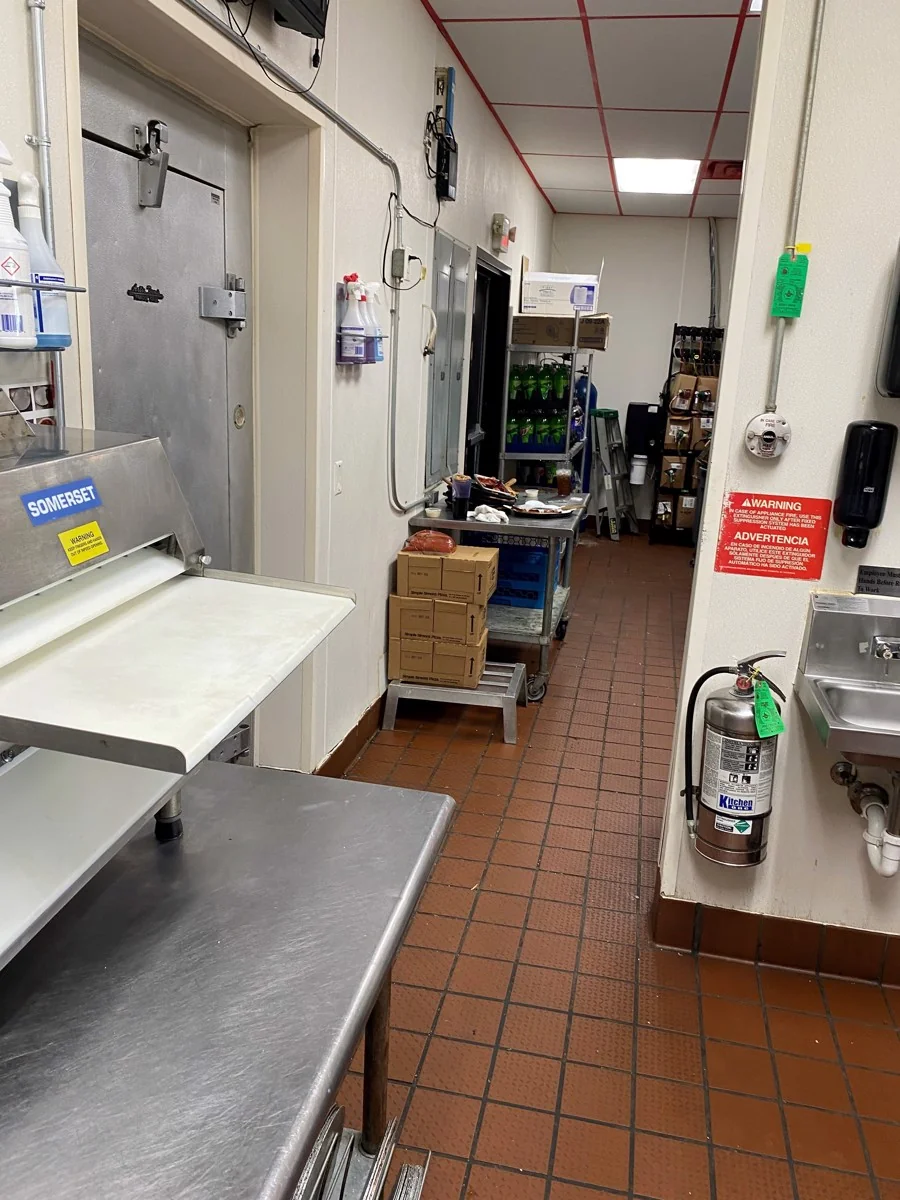 Freestanding Restaurant — Sale in Tulsa, OK, photo 3 of 4