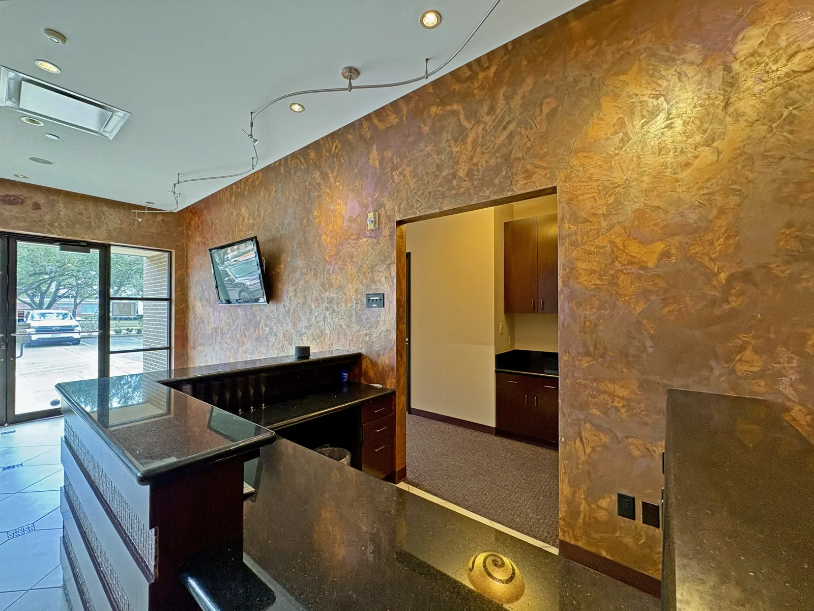 1437 Highway 6 — Lease in Sugar Land, TX, photo 4 of 8