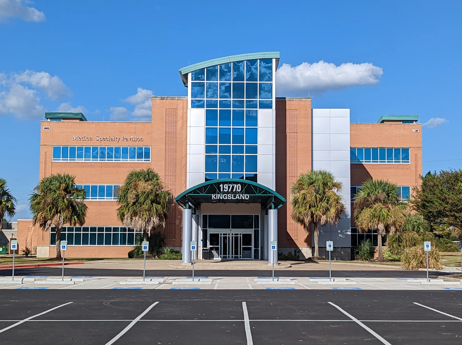 Katy MOB III — Lease in Katy, TX, photo 1 of 3