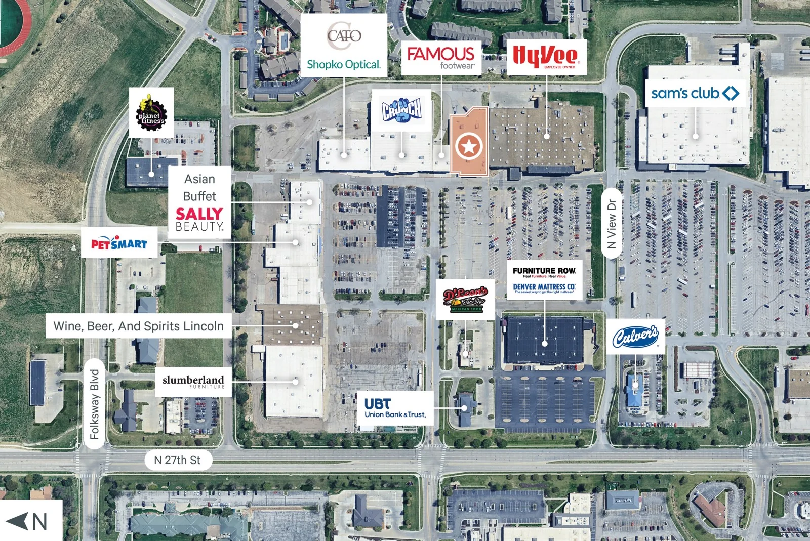 Rare Junior Box Retail Space — Lease in Lincoln, NE, photo 2 of 4
