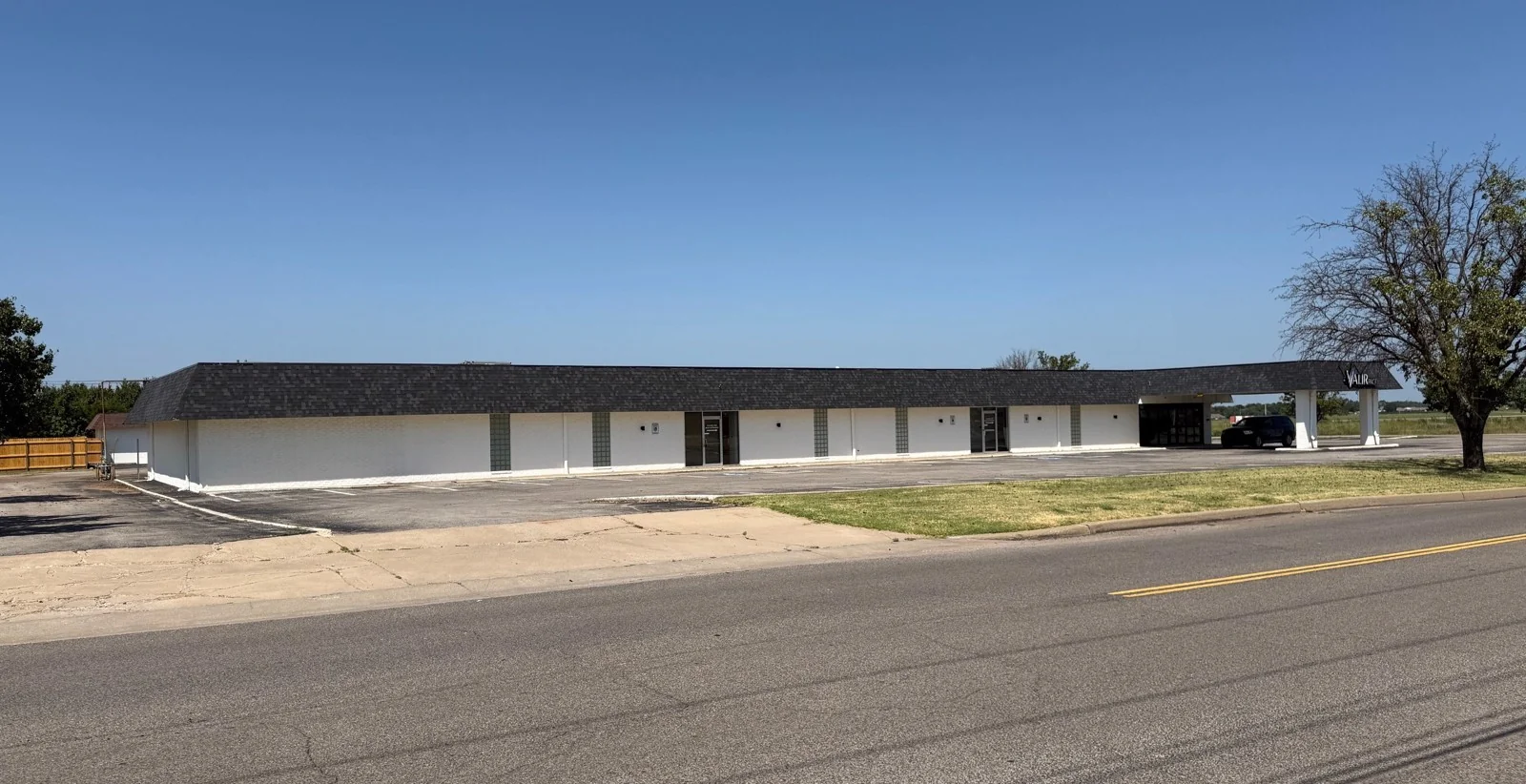 1414 N Kennedy