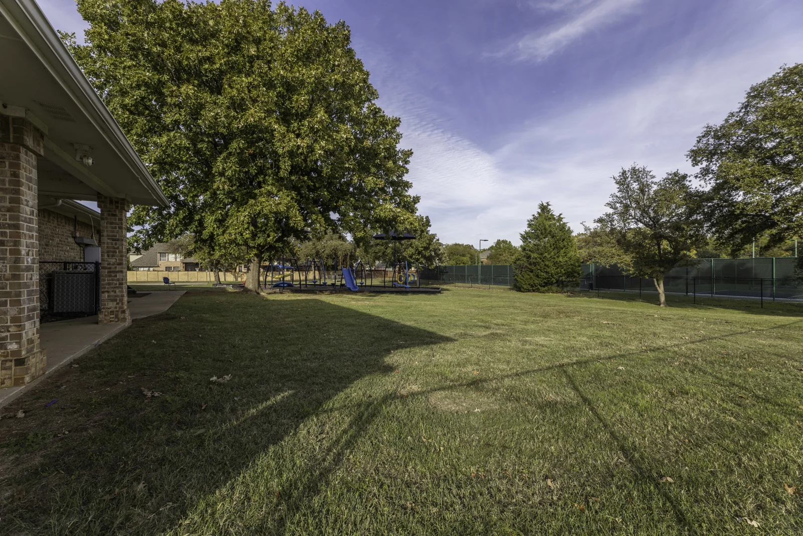 Office in Flower Mound, TX — Sale in Flower Mound, TX, photo 2 of 8