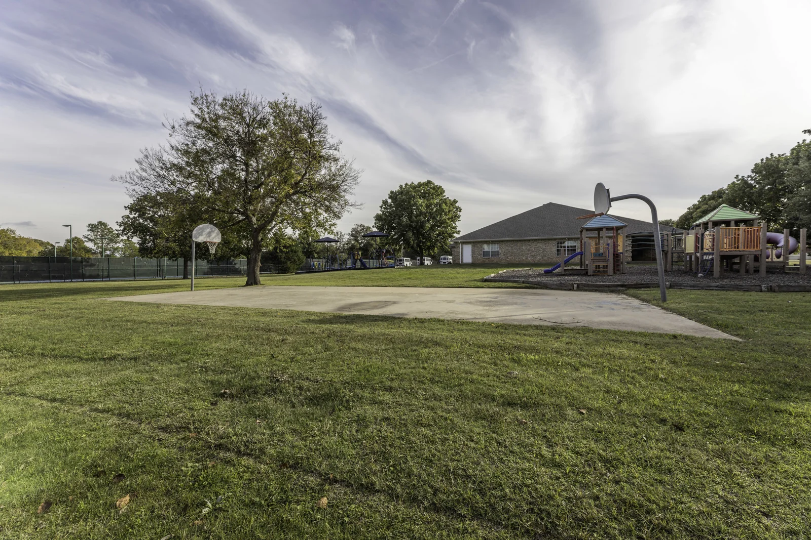 Office in Flower Mound, TX — Sale in Flower Mound, TX, photo 4 of 8