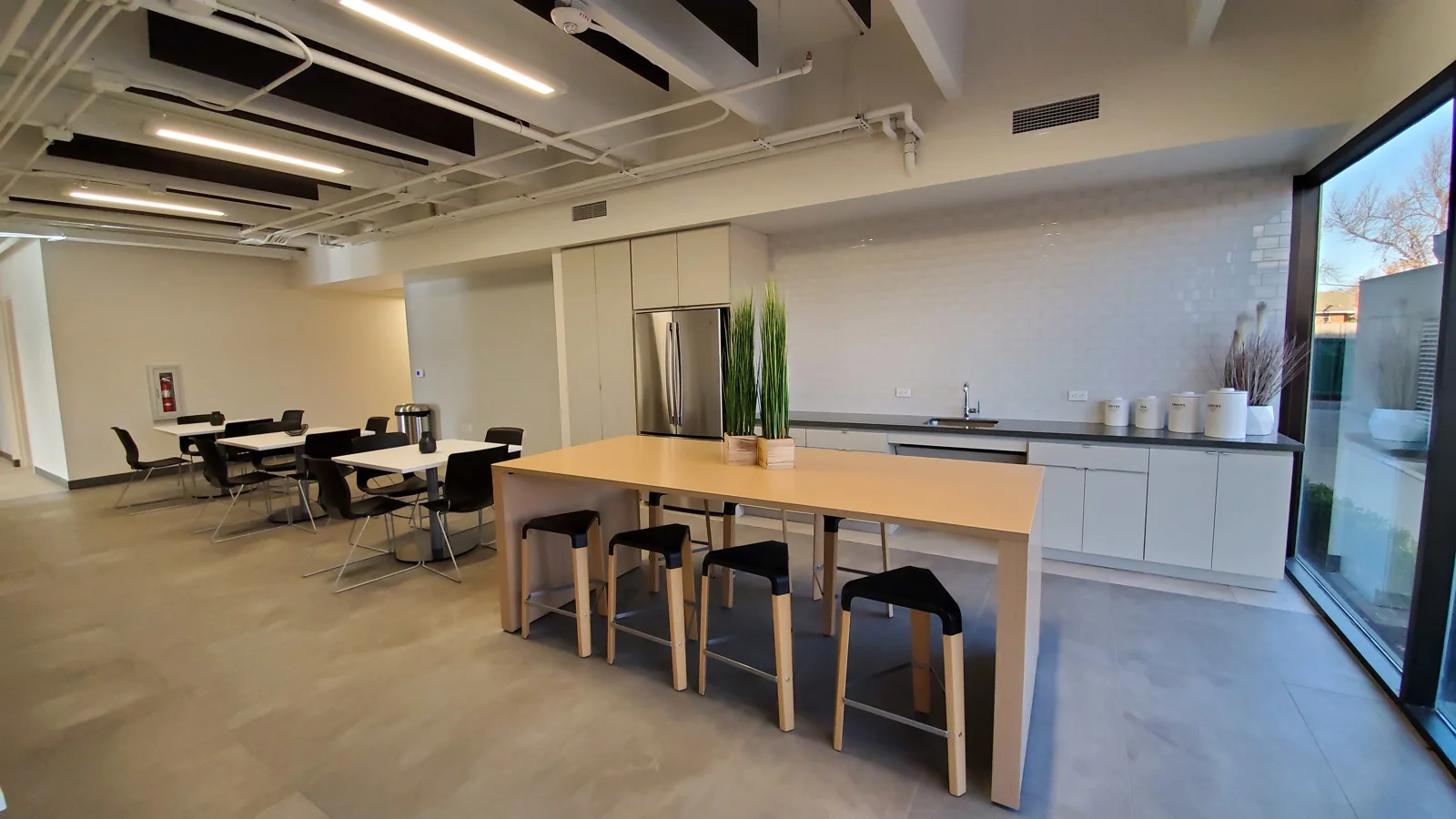 Lake Park Tower — Lease in Oklahoma City, OK, photo 5 of 7