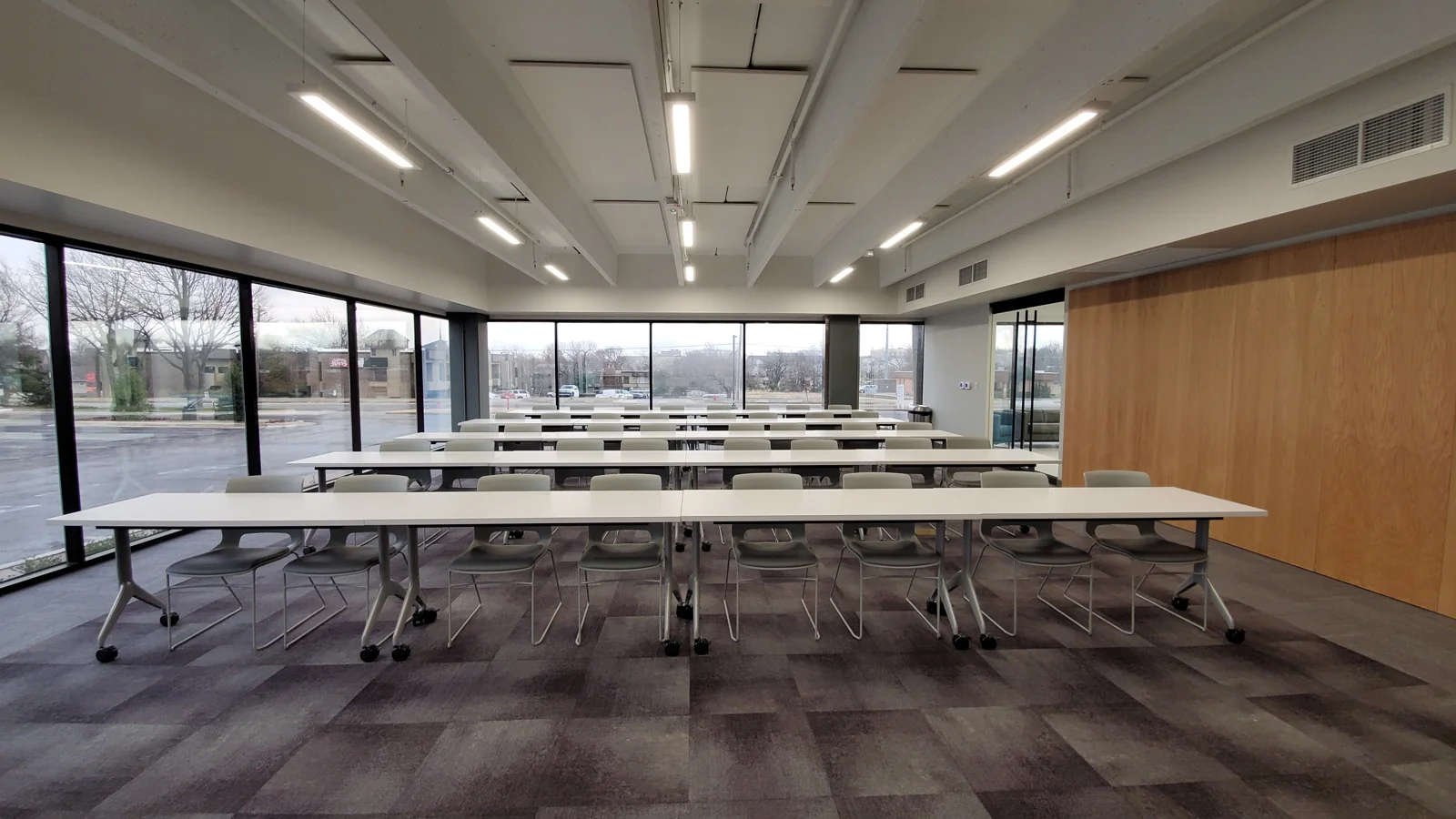 Lake Park Tower — Lease in Oklahoma City, OK, photo 7 of 7