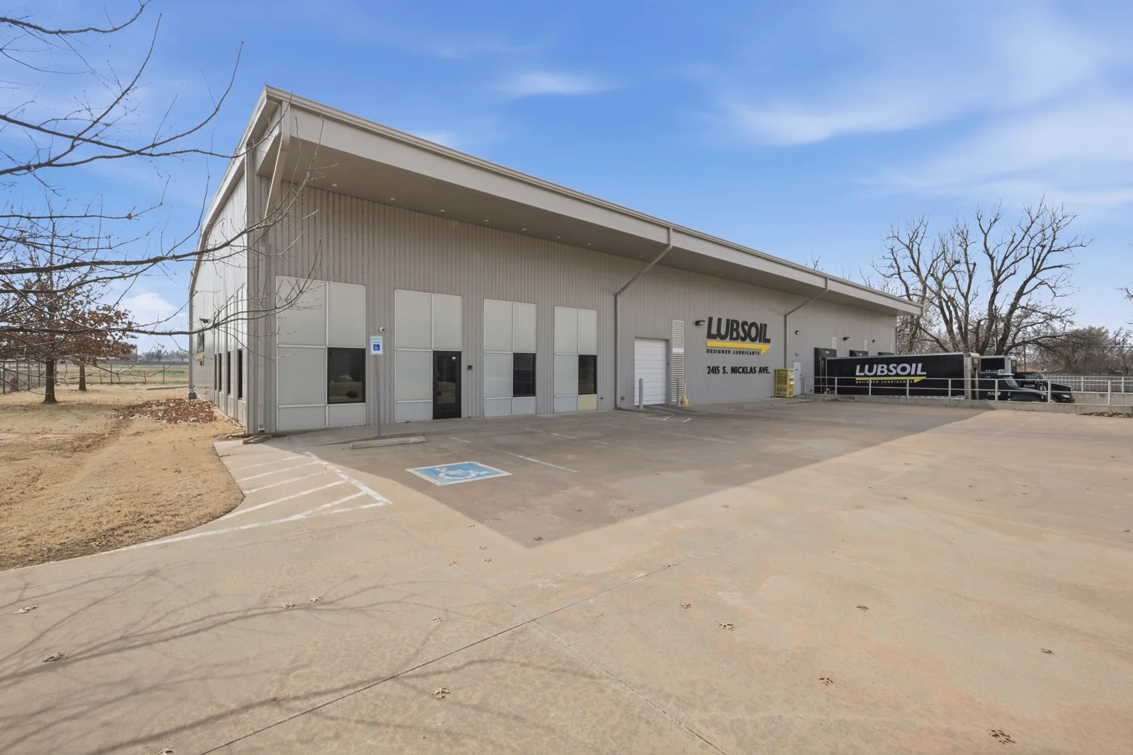 2415 S Nicklas Avenue — Lease in Oklahoma City, OK, photo 2 of 8