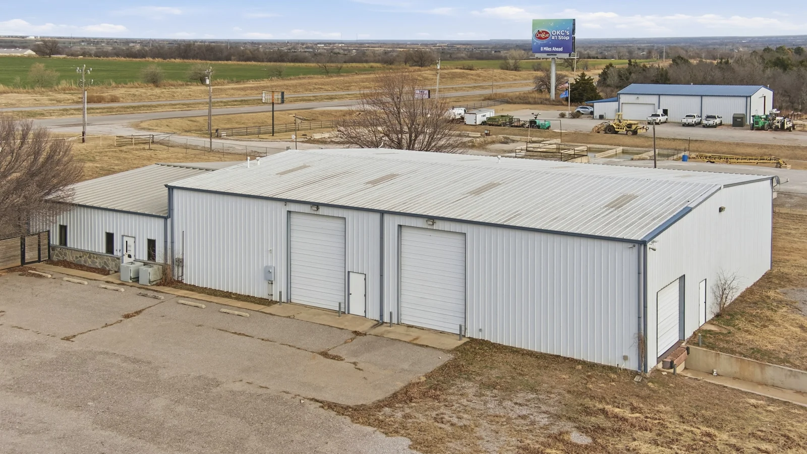 15160 NW Expressway — Lease in Yukon, OK, photo 2 of 4