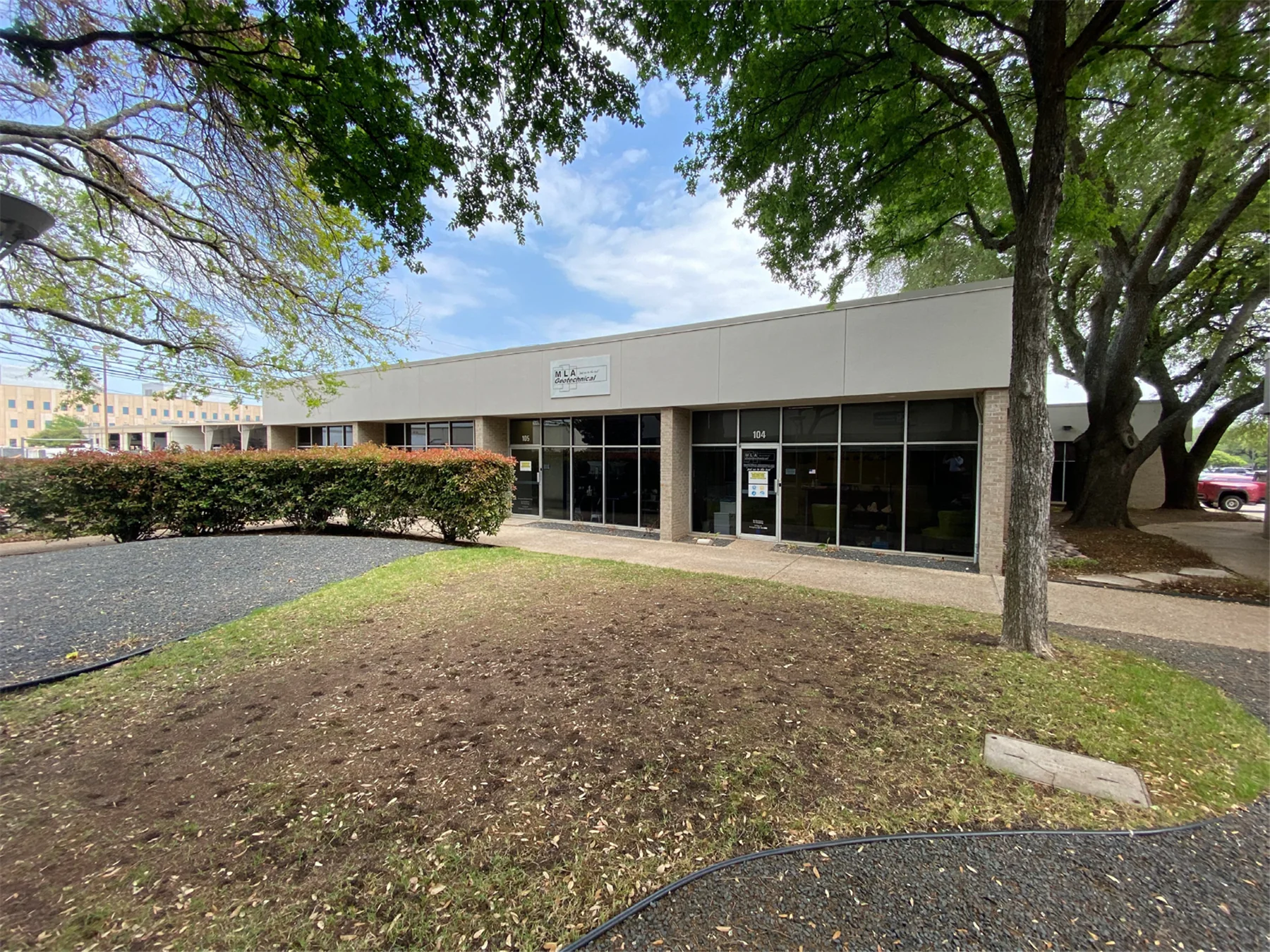 2800 Longhorn Center